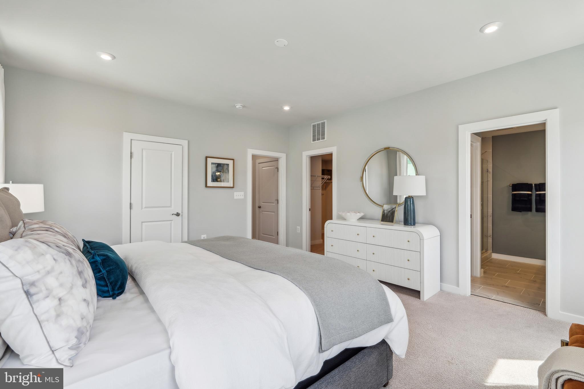 TUSCARORA VILLAGE - Residential