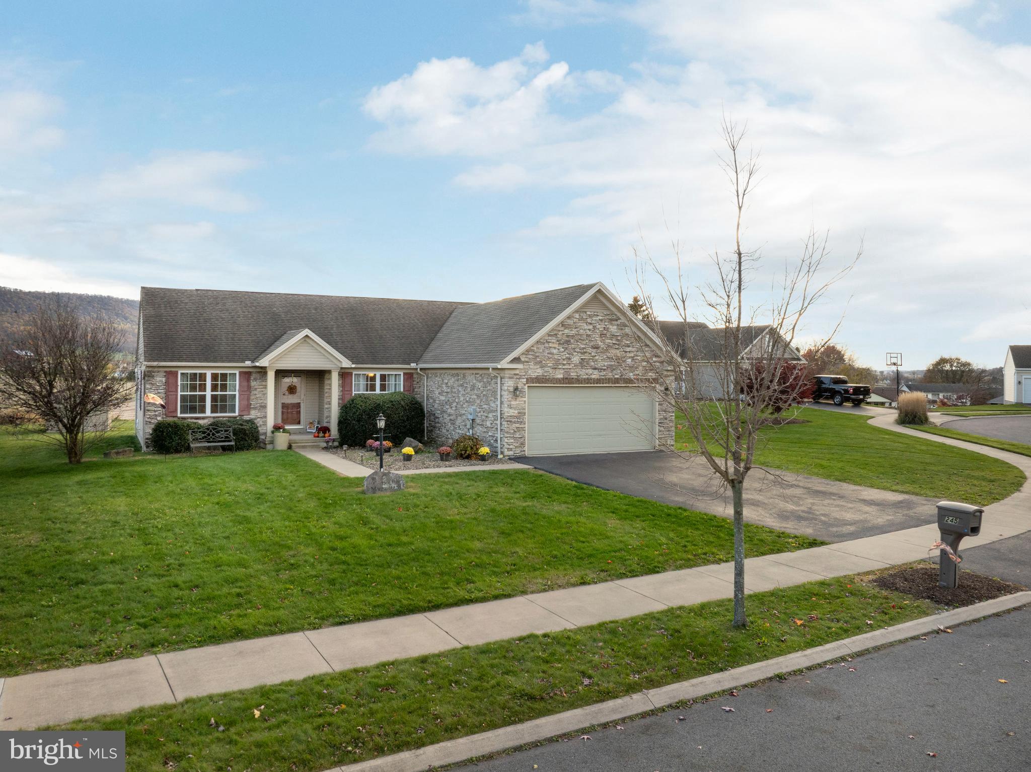 DEERHAVEN - Residential