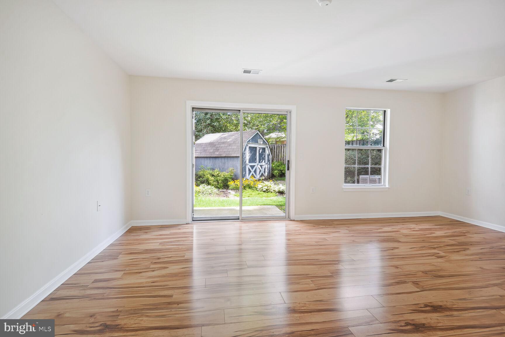 TANGLEWOOD TOWNHOMES SUB - Residential