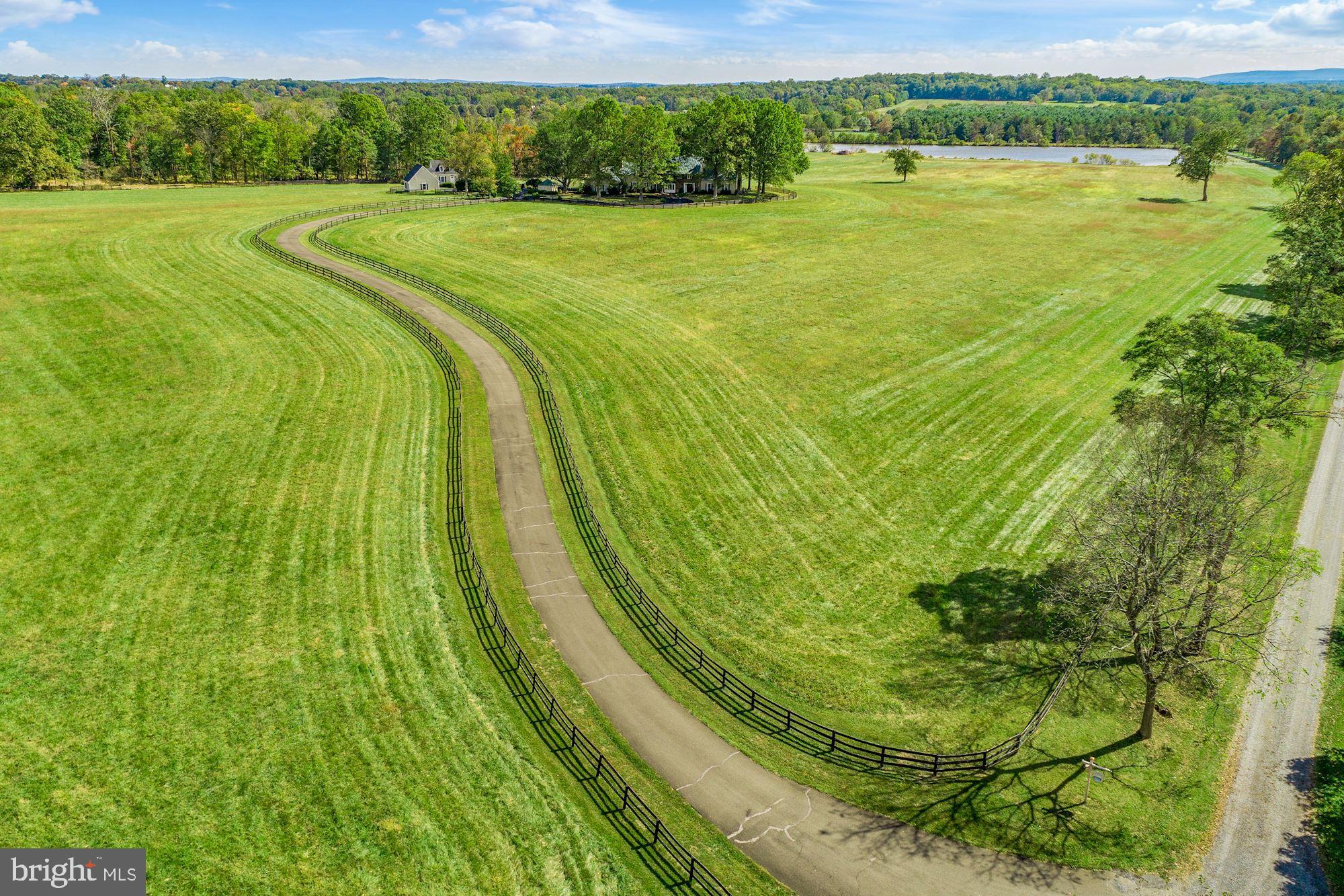 UPPERVILLE - Residential