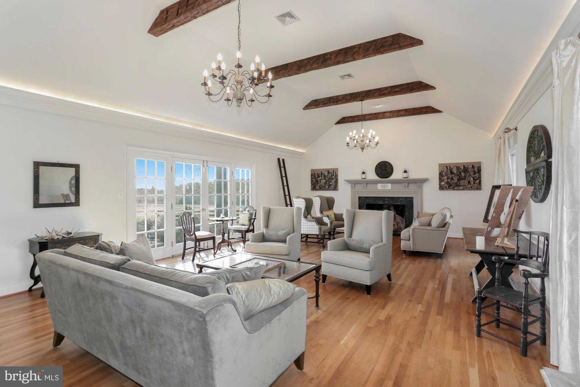 UPPERVILLE - Residential