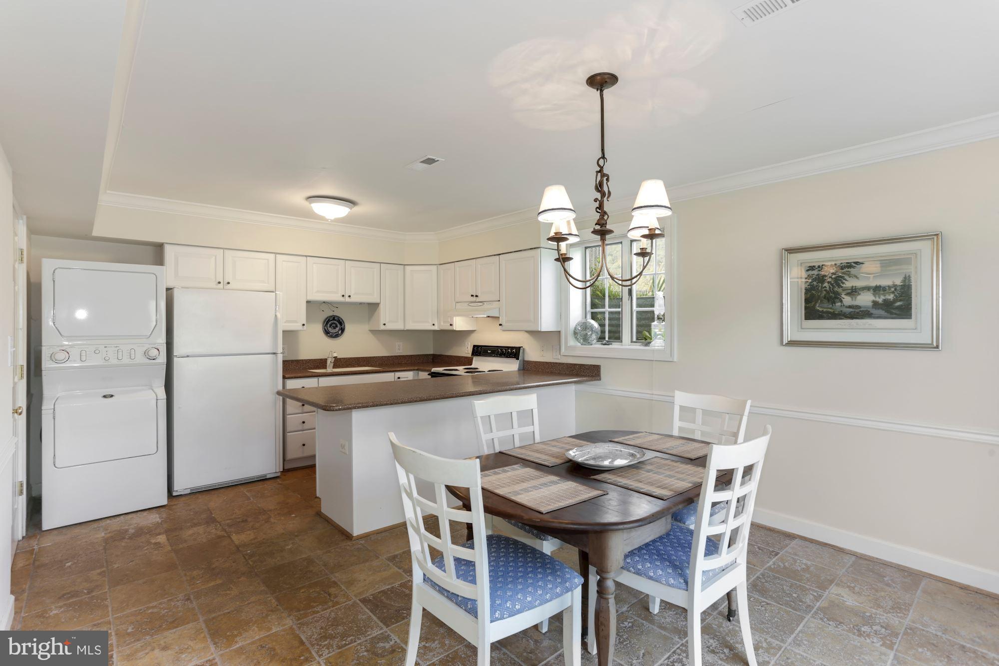 UPPERVILLE - Residential