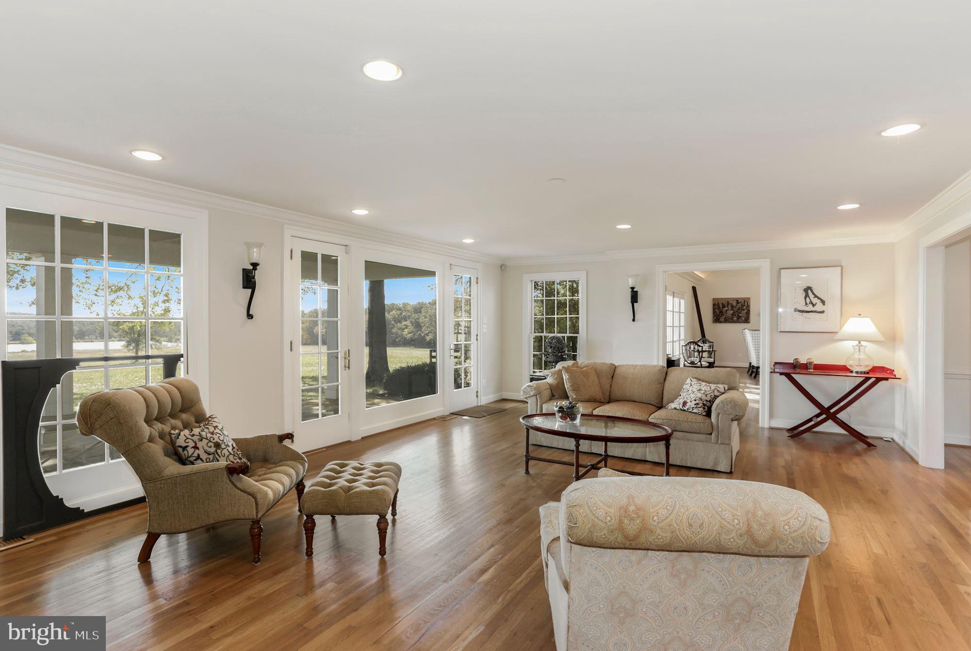 UPPERVILLE - Residential