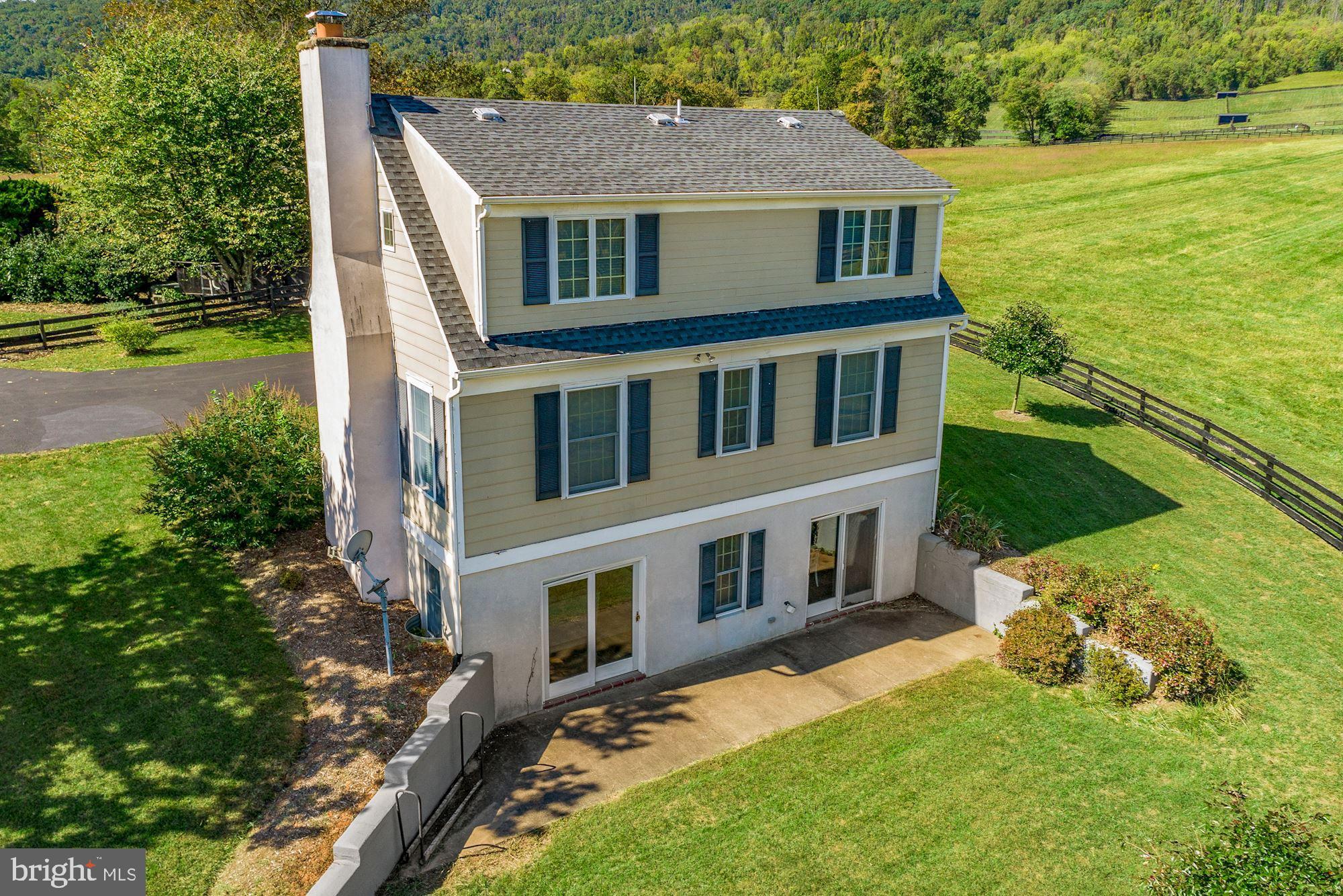 UPPERVILLE - Residential