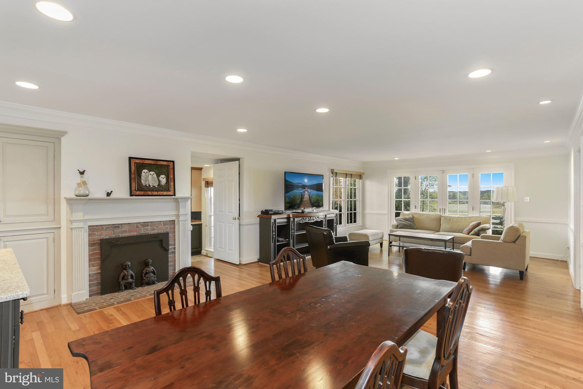 UPPERVILLE - Residential