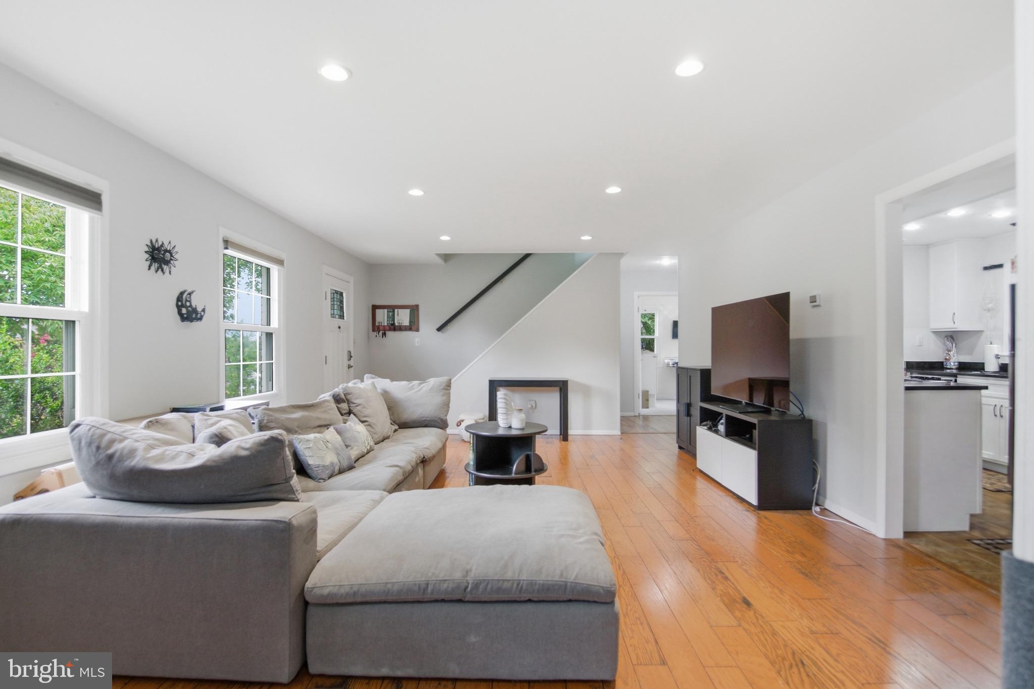 12413 SEABURY LANE