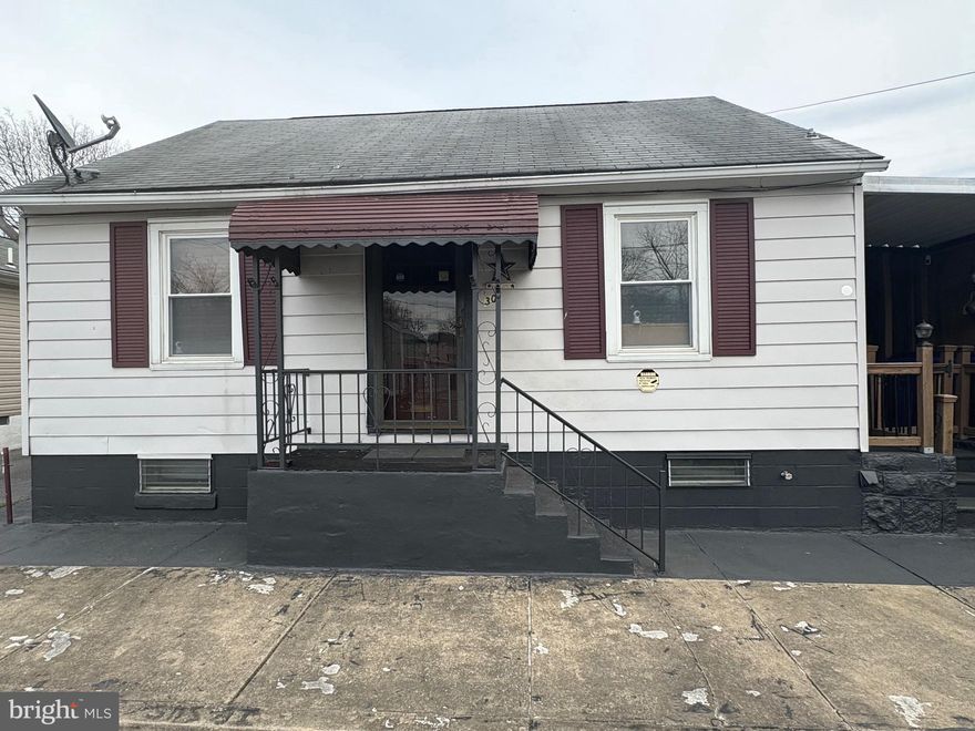 Unique opportunity to purchase this spacious single family home in Hagerstown Maryland. 30 BERNER Avenue Hagerstown MD 21740 has a private fenced backyard, basement, updated kitchen, updated wood floors, and the property is a lot bigger on the inside. Schedule your appointment today and take advantage of this opportunity. All offers will be presented to the sellers immediately. Why pay rent when you can be a homeowner? Calling all Investors, First Time Home Buyers, Contractors and anyone interested in adding to their real estate portfolio. Motivated sellers awaiting your offer!