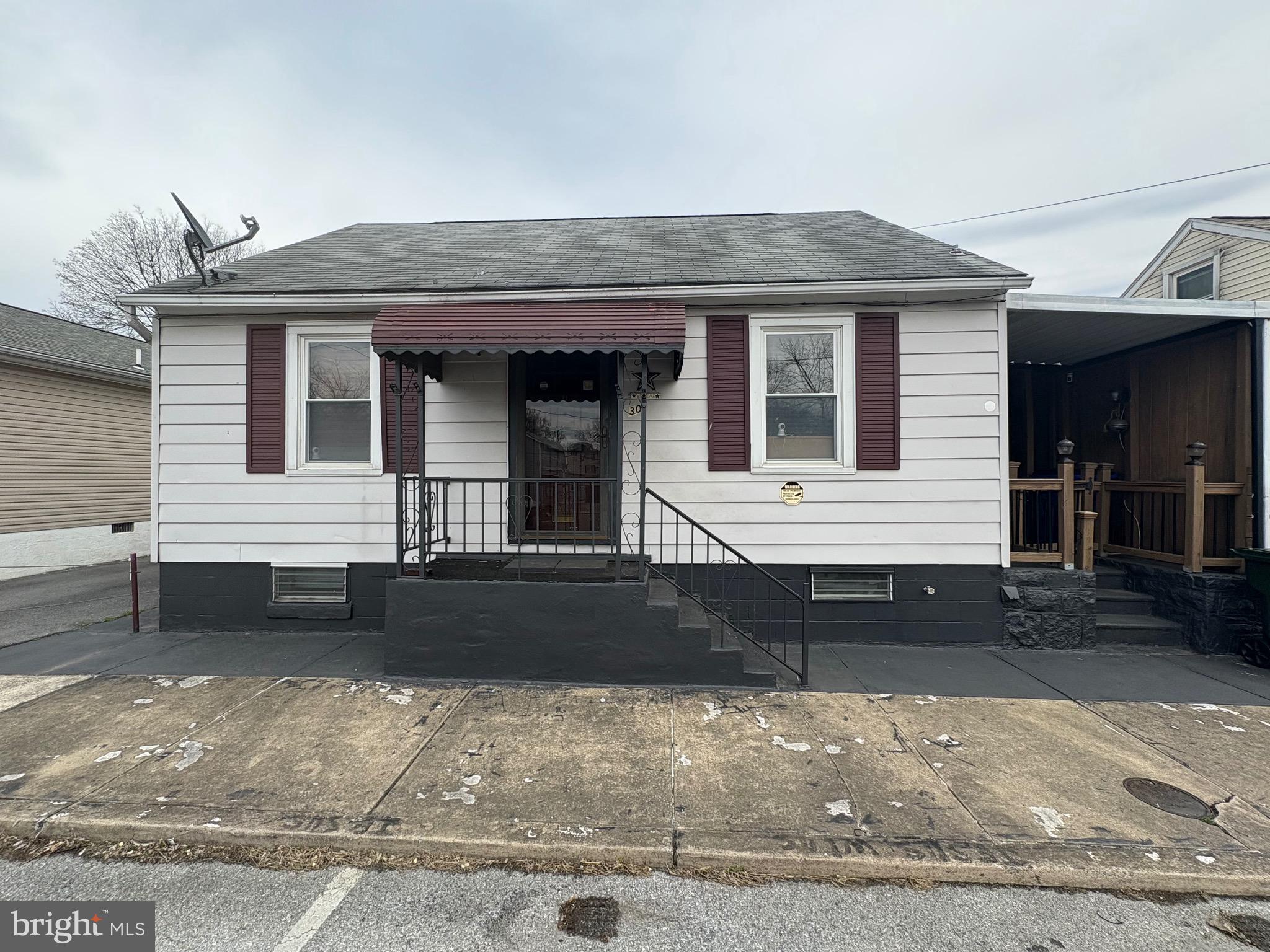 HAGERSTOWN - Residential