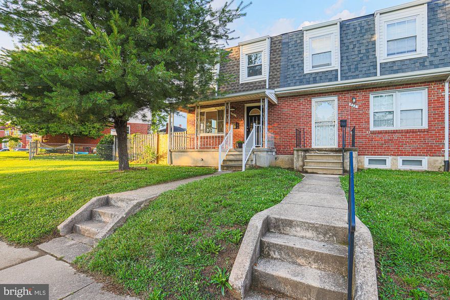 Fantastic opportunity to rent this 3 bedroom/1 bath townhome in the Hawthorne Community. Enter the front door to a large living room with plenty of natural light! Continue through the dining room and large kitchen area with stainless steel appliances, and plenty of cabinet space. Fresh hardwood flooring throughout main and upper levels. Upper level offers 3 spacious bedrooms and full bath. Lower level is awaiting your creativity – turn the fully renovated basement into a game room or a cozy place to relax and unwind. In the rear, enjoy spending time with family and friends in your private fenced in yard – great space for those summertime cookouts! Come take a tour of your future home today!