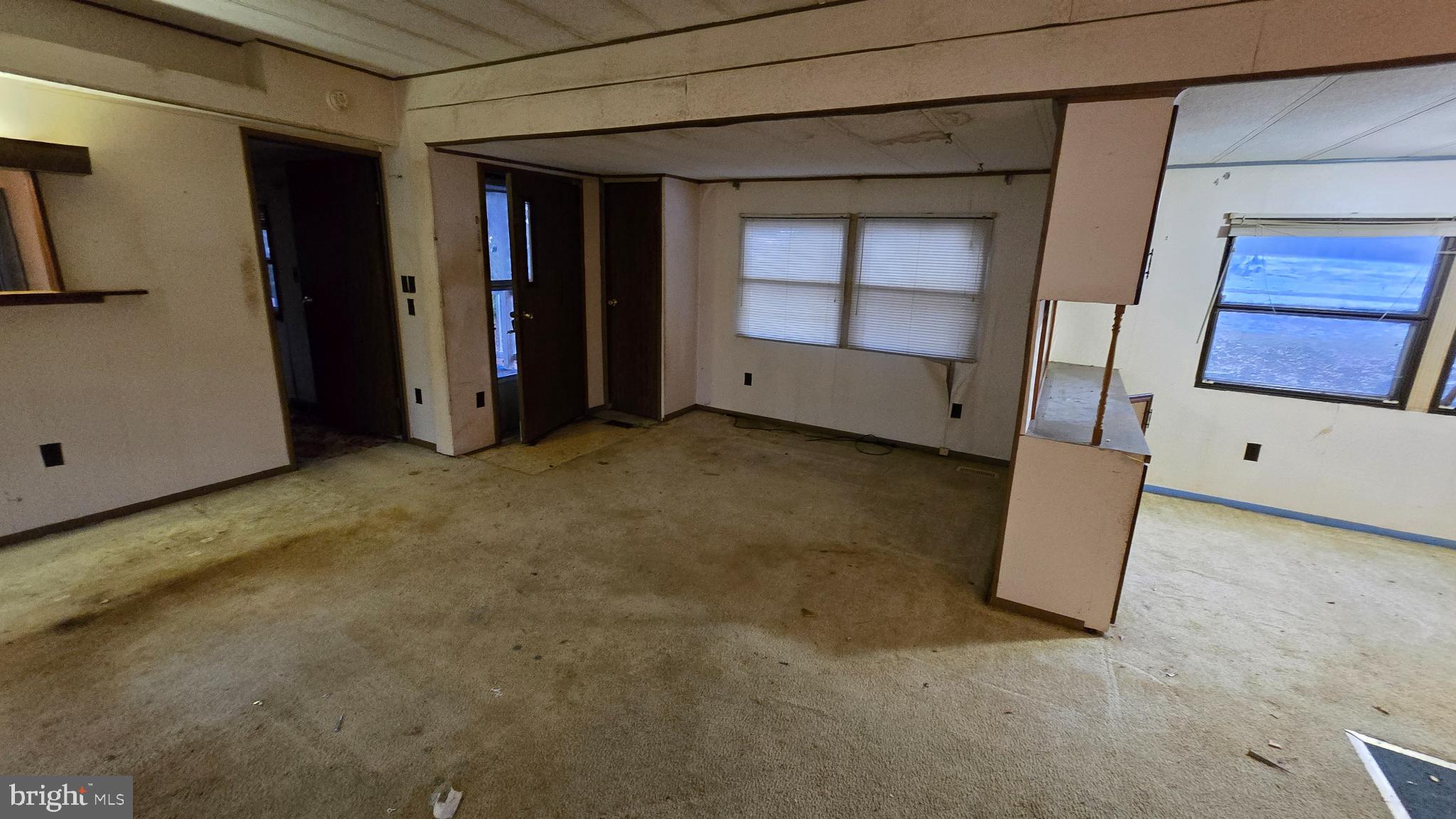 LITTLE HOLLYWOOD - Residential