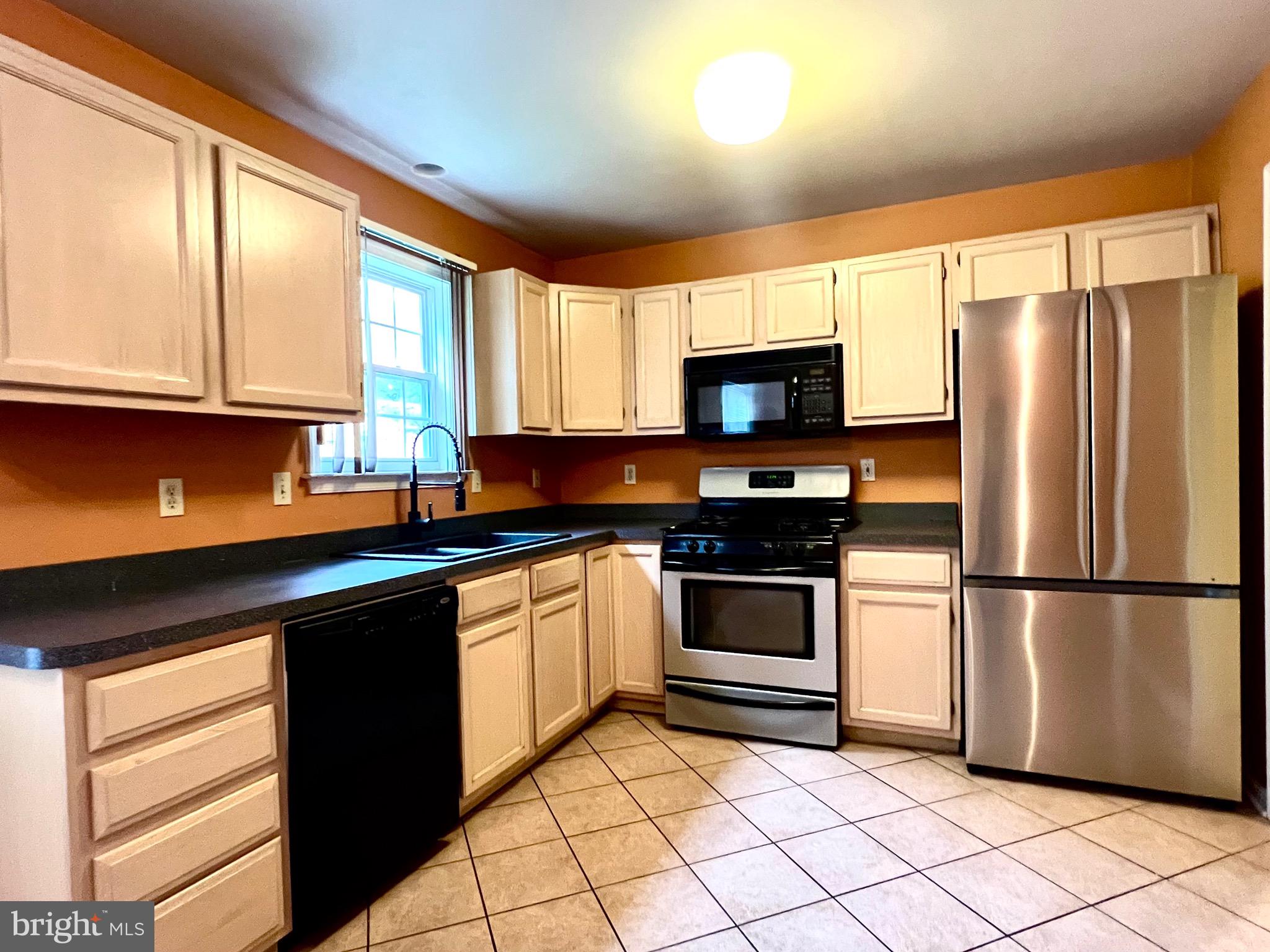 DARLINGTON VILLAGE - Residential