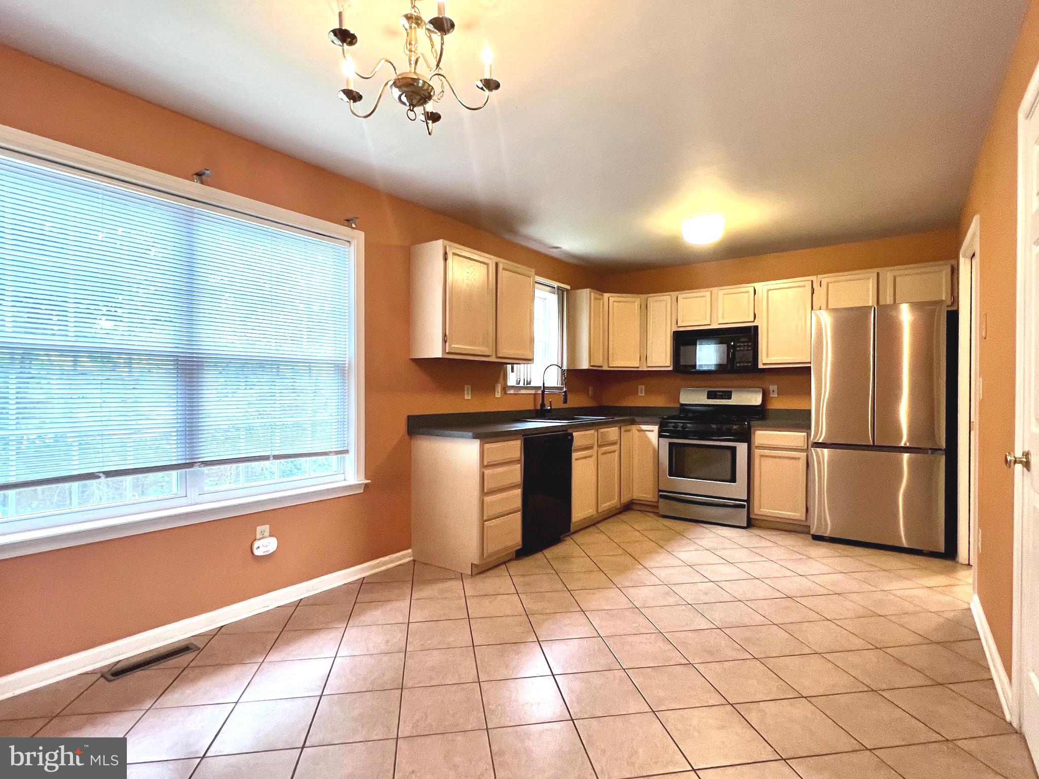 DARLINGTON VILLAGE - Residential