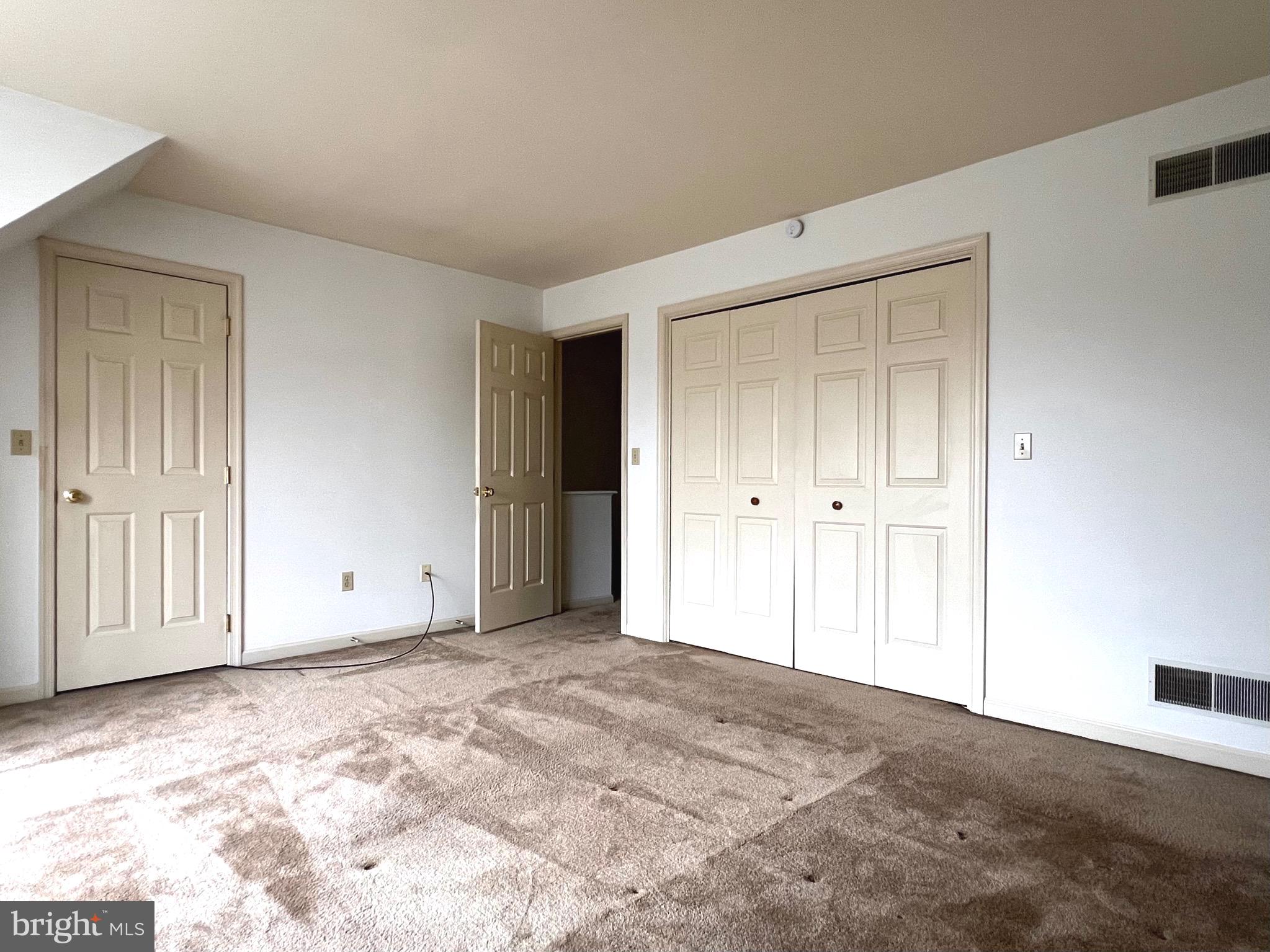 DARLINGTON VILLAGE - Residential