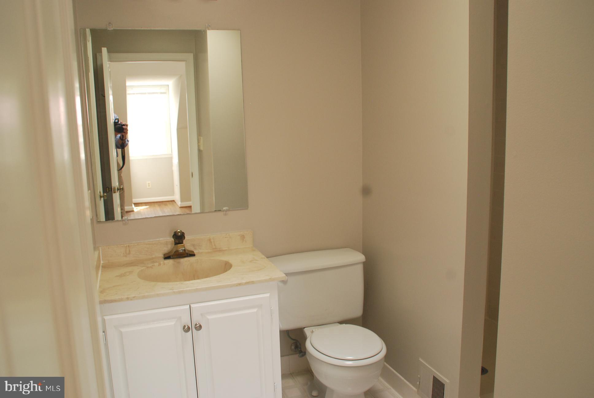 WASHINGTON SQUARE - Residential Lease