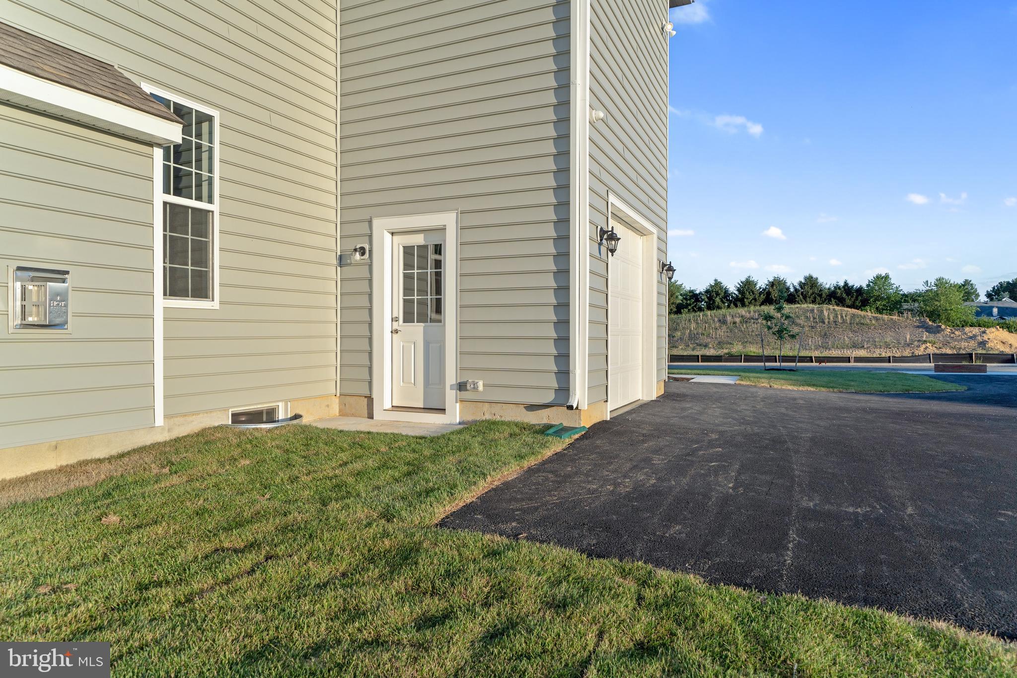 HIGHLANDS AT BACK CREEK - Residential