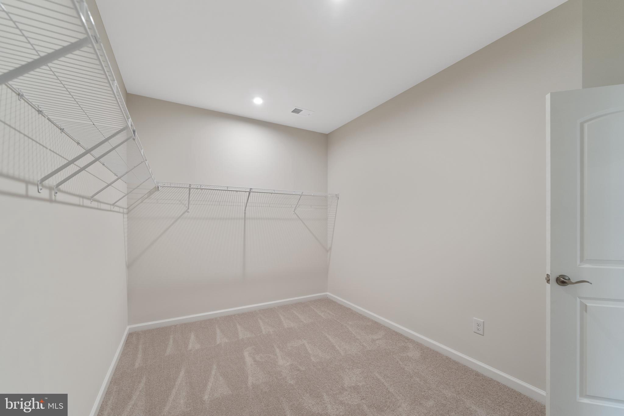 HIGHLANDS AT BACK CREEK - Residential