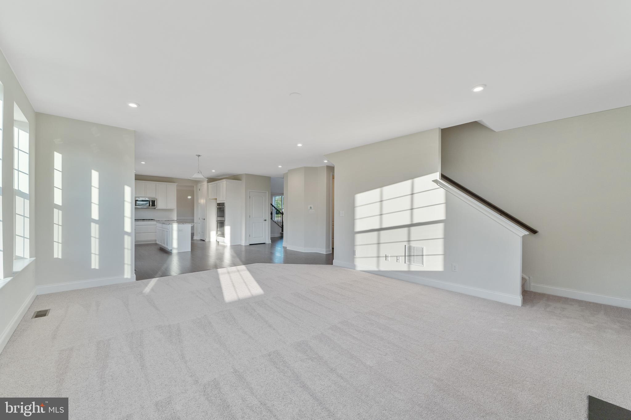 HIGHLANDS AT BACK CREEK - Residential