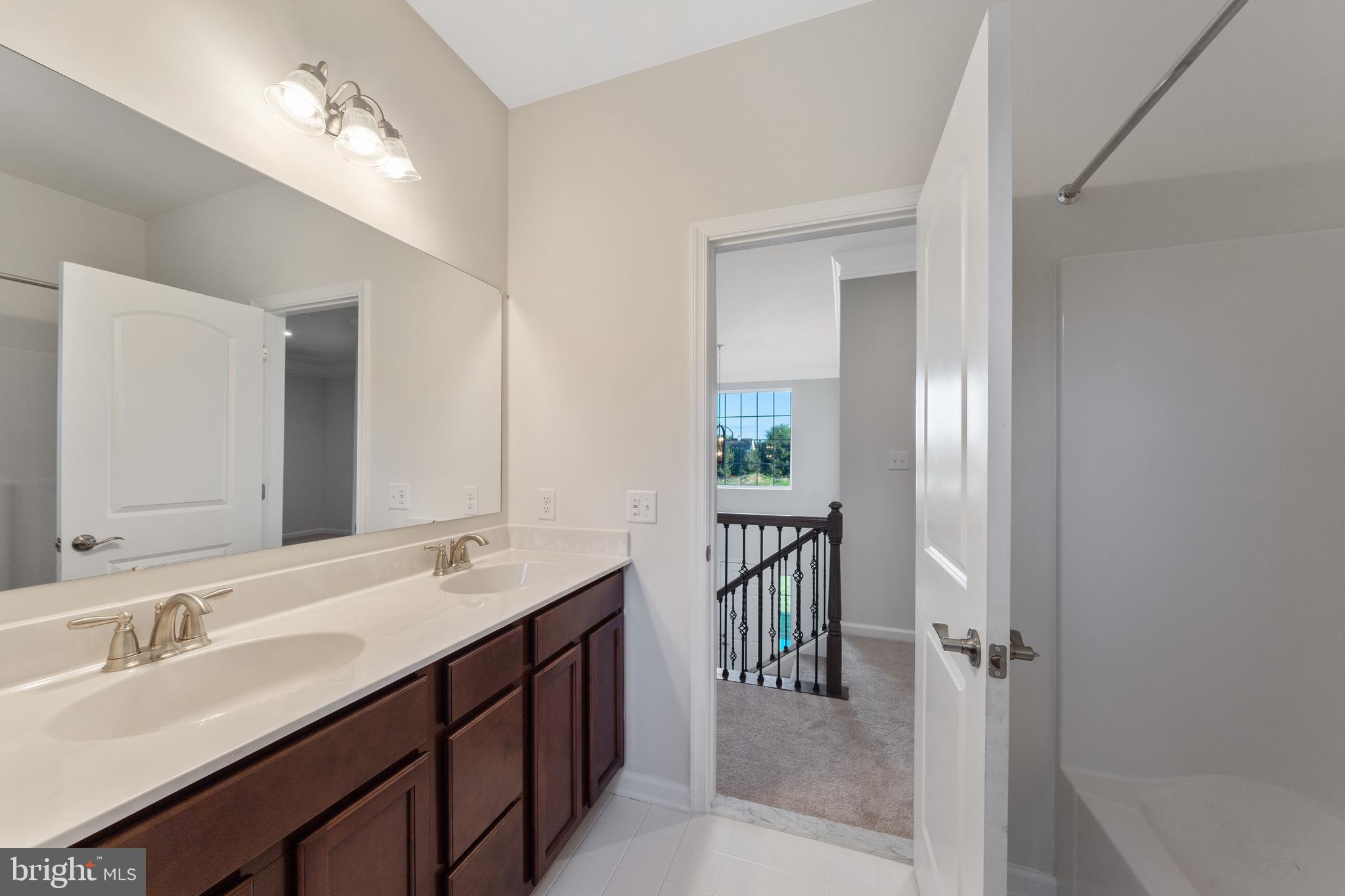 HIGHLANDS AT BACK CREEK - Residential