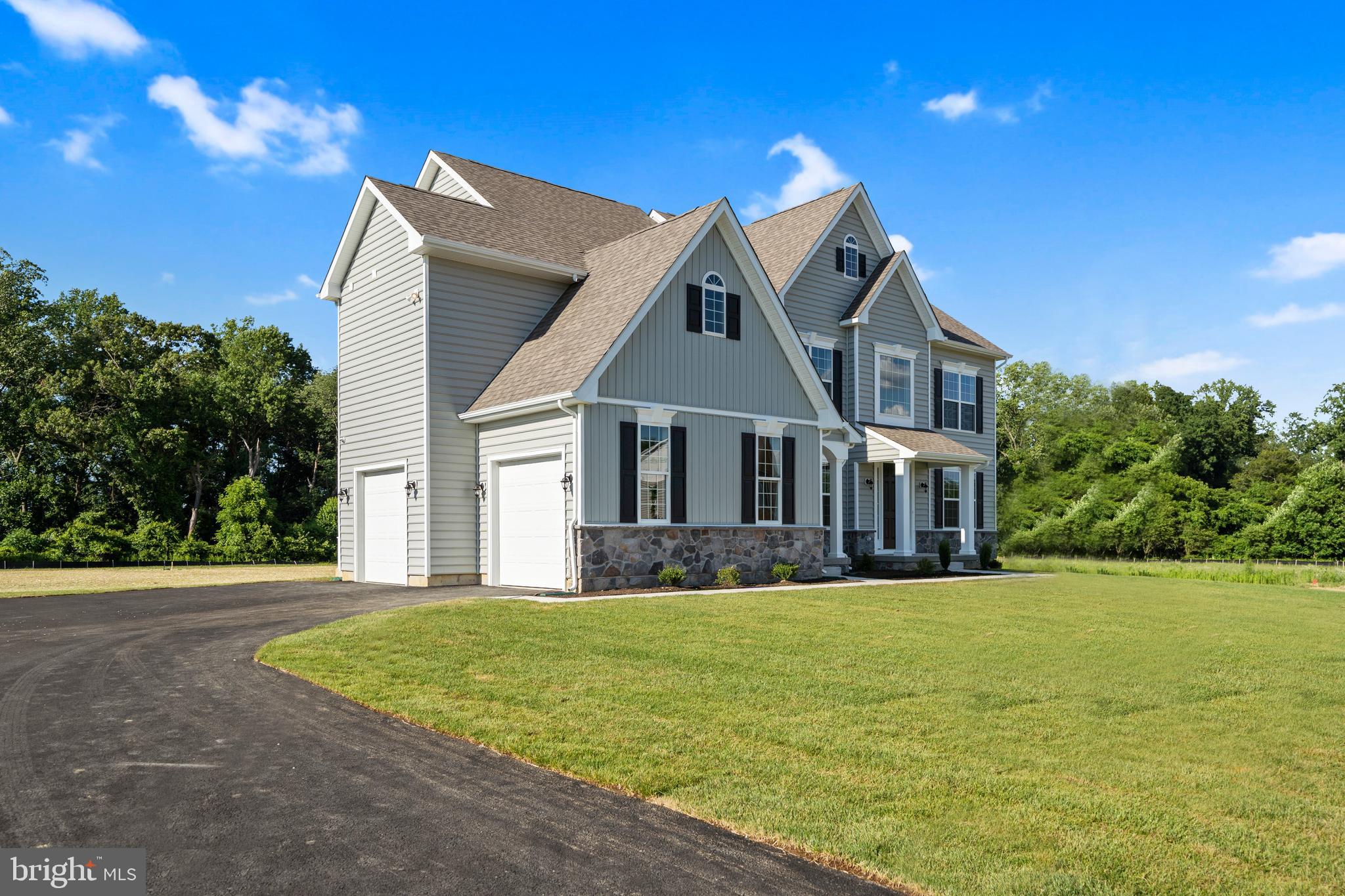 HIGHLANDS AT BACK CREEK - Residential