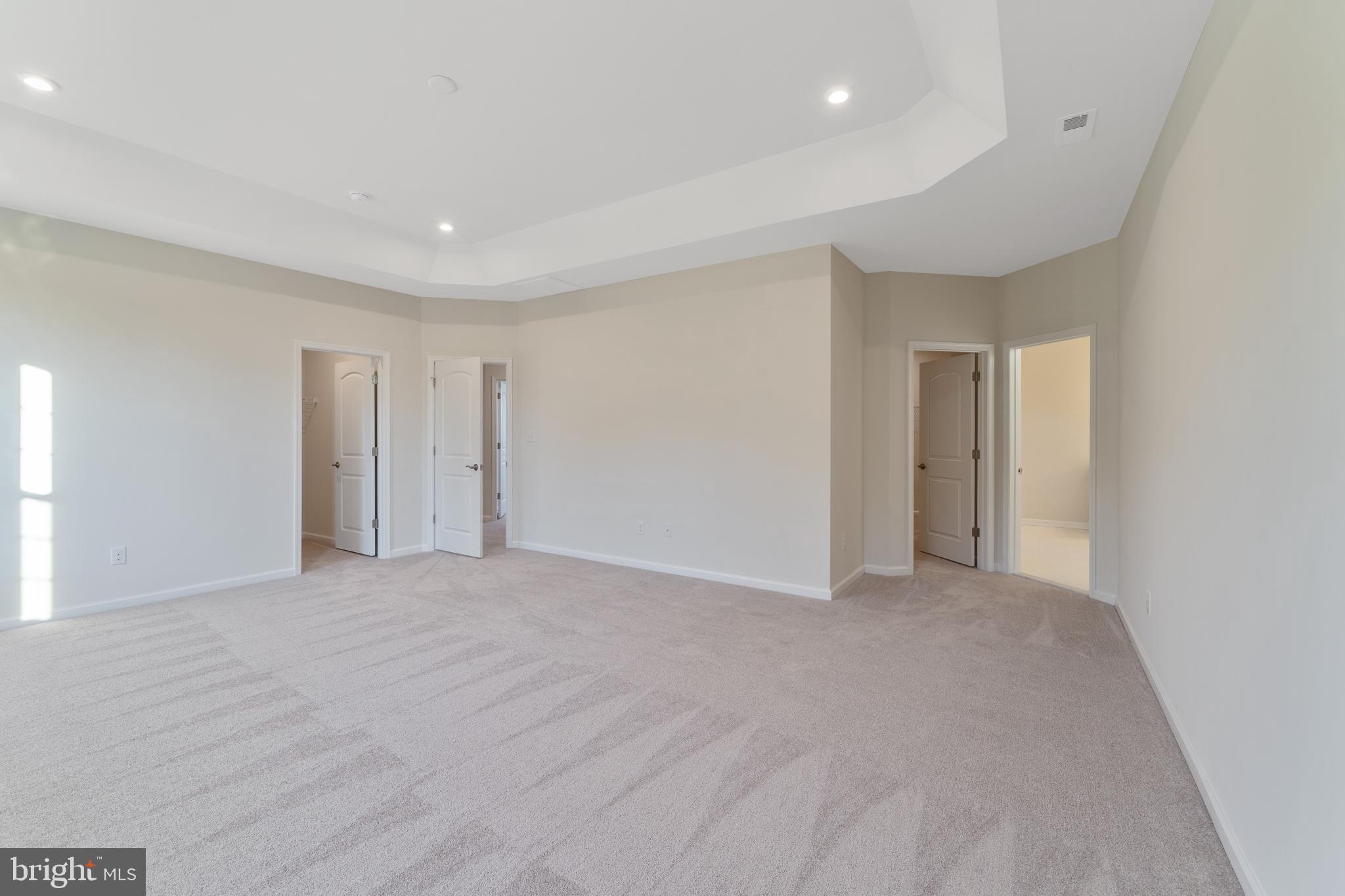 HIGHLANDS AT BACK CREEK - Residential