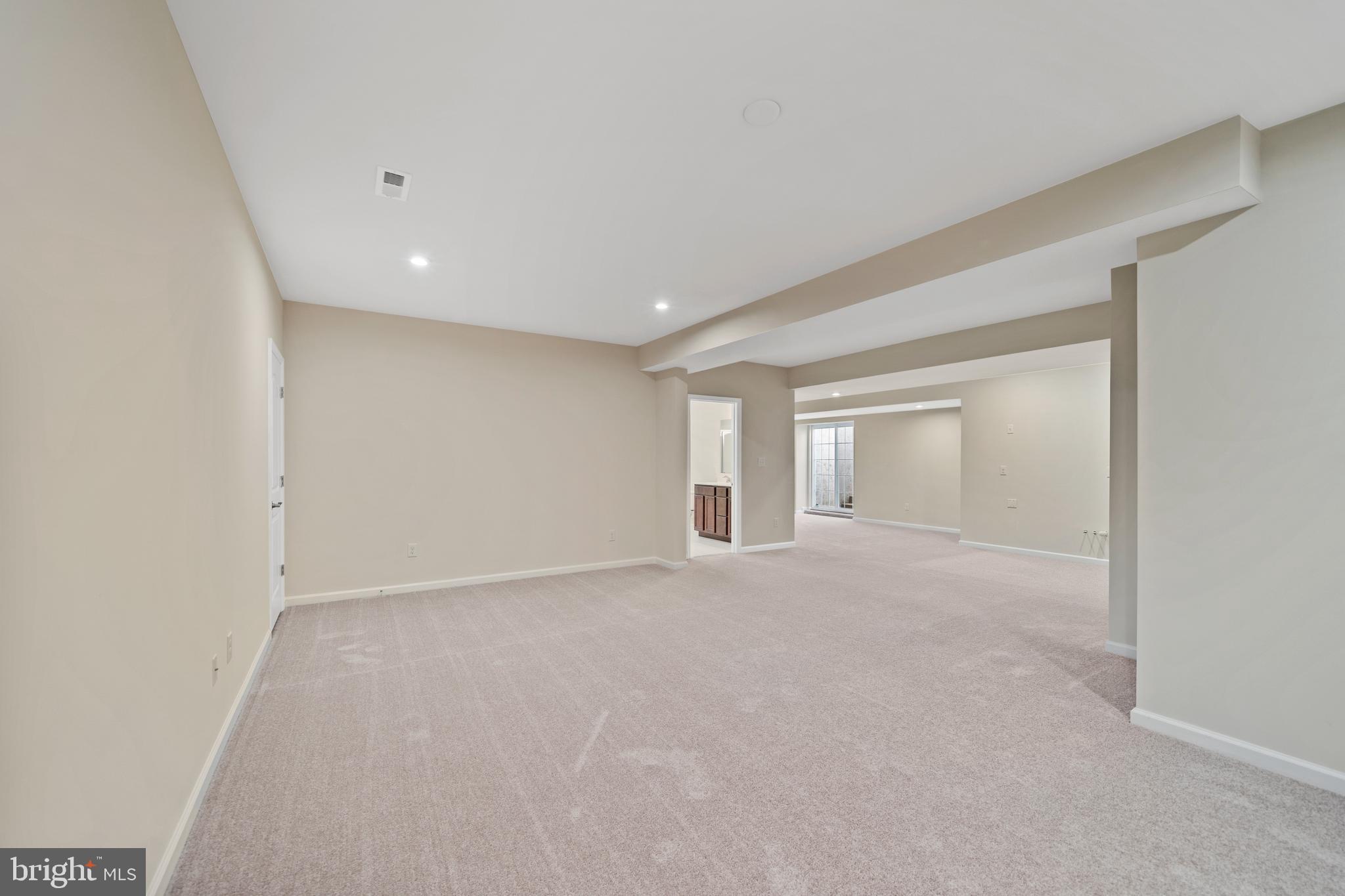 HIGHLANDS AT BACK CREEK - Residential