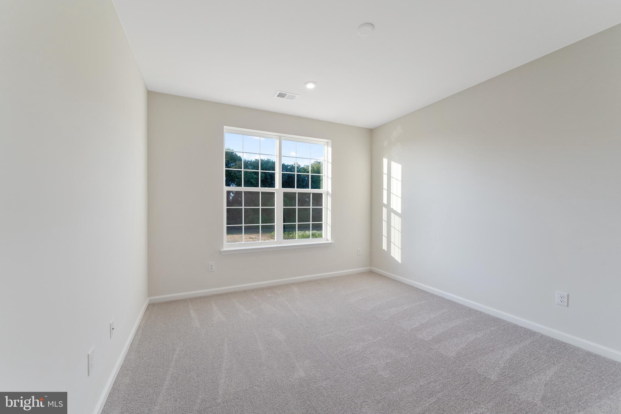 HIGHLANDS AT BACK CREEK - Residential