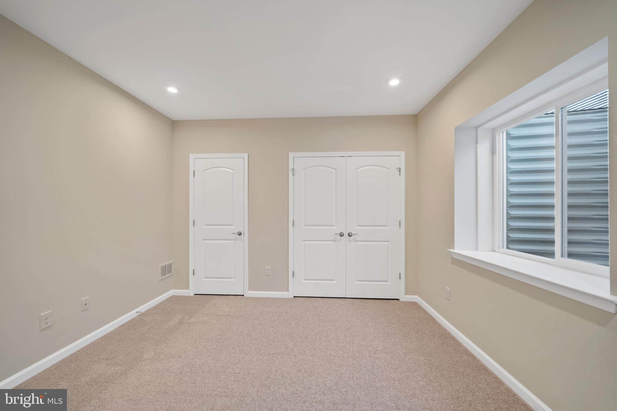 HIGHLANDS AT BACK CREEK - Residential