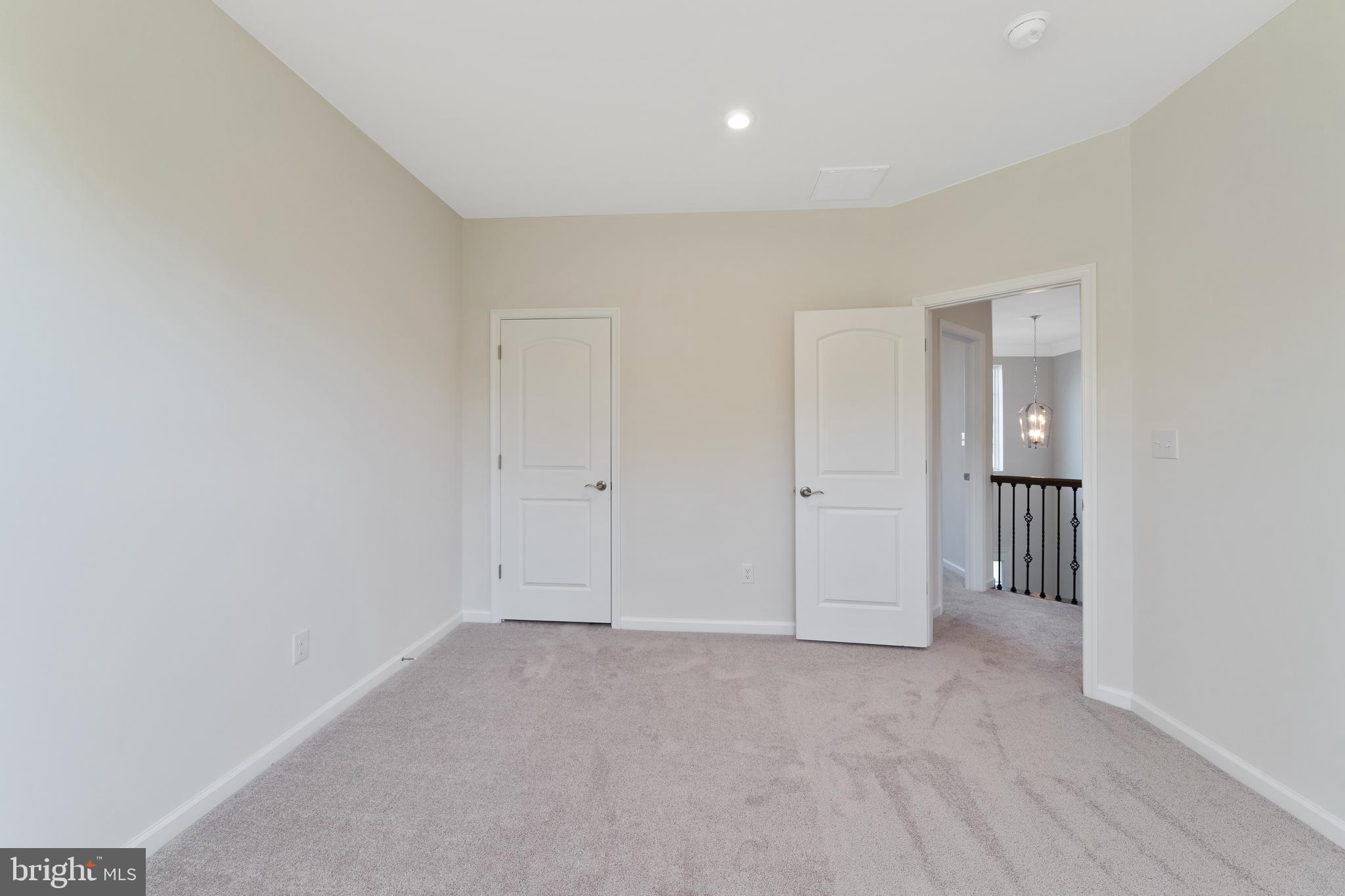 HIGHLANDS AT BACK CREEK - Residential