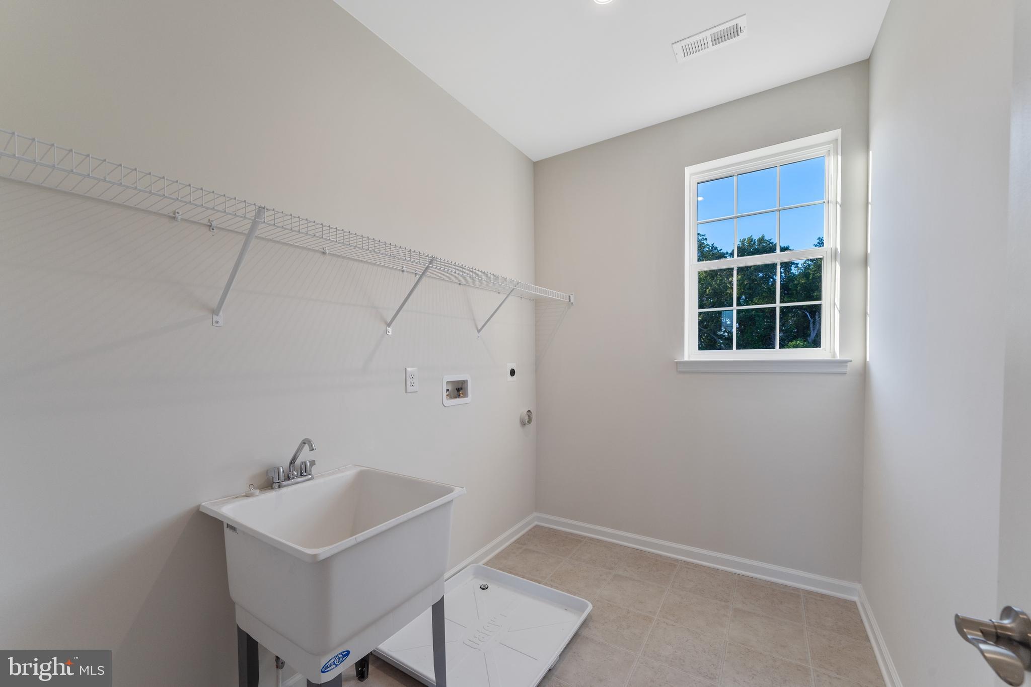 HIGHLANDS AT BACK CREEK - Residential