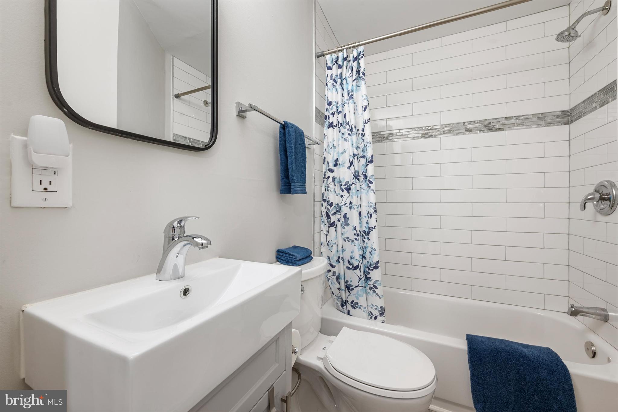 CAVE QUARTER ESTATES - Residential