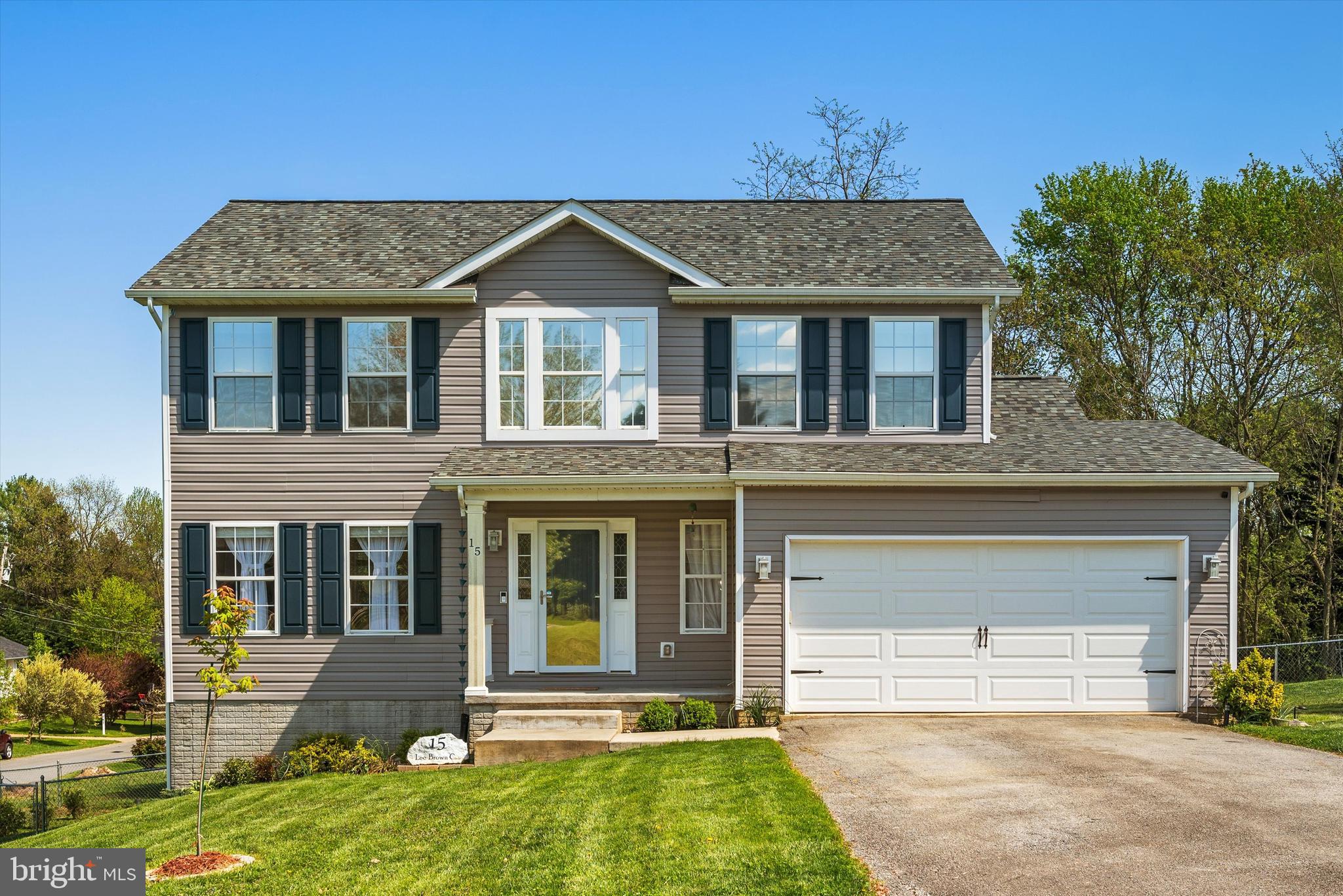 CAVE QUARTER ESTATES - Residential