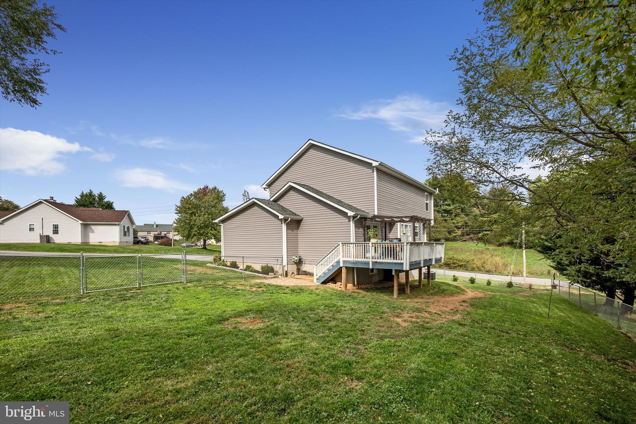 CAVE QUARTER ESTATES - Residential