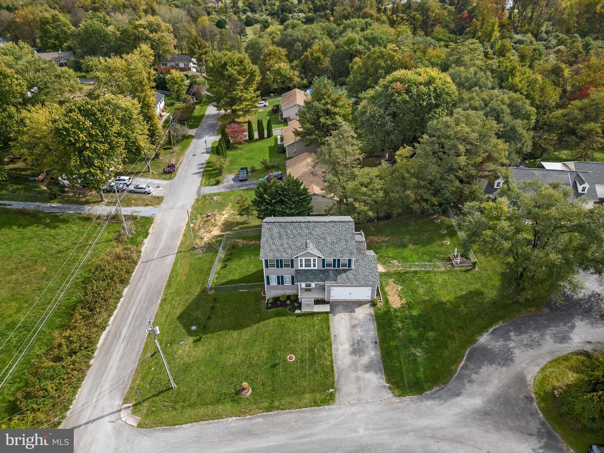 CAVE QUARTER ESTATES - Residential