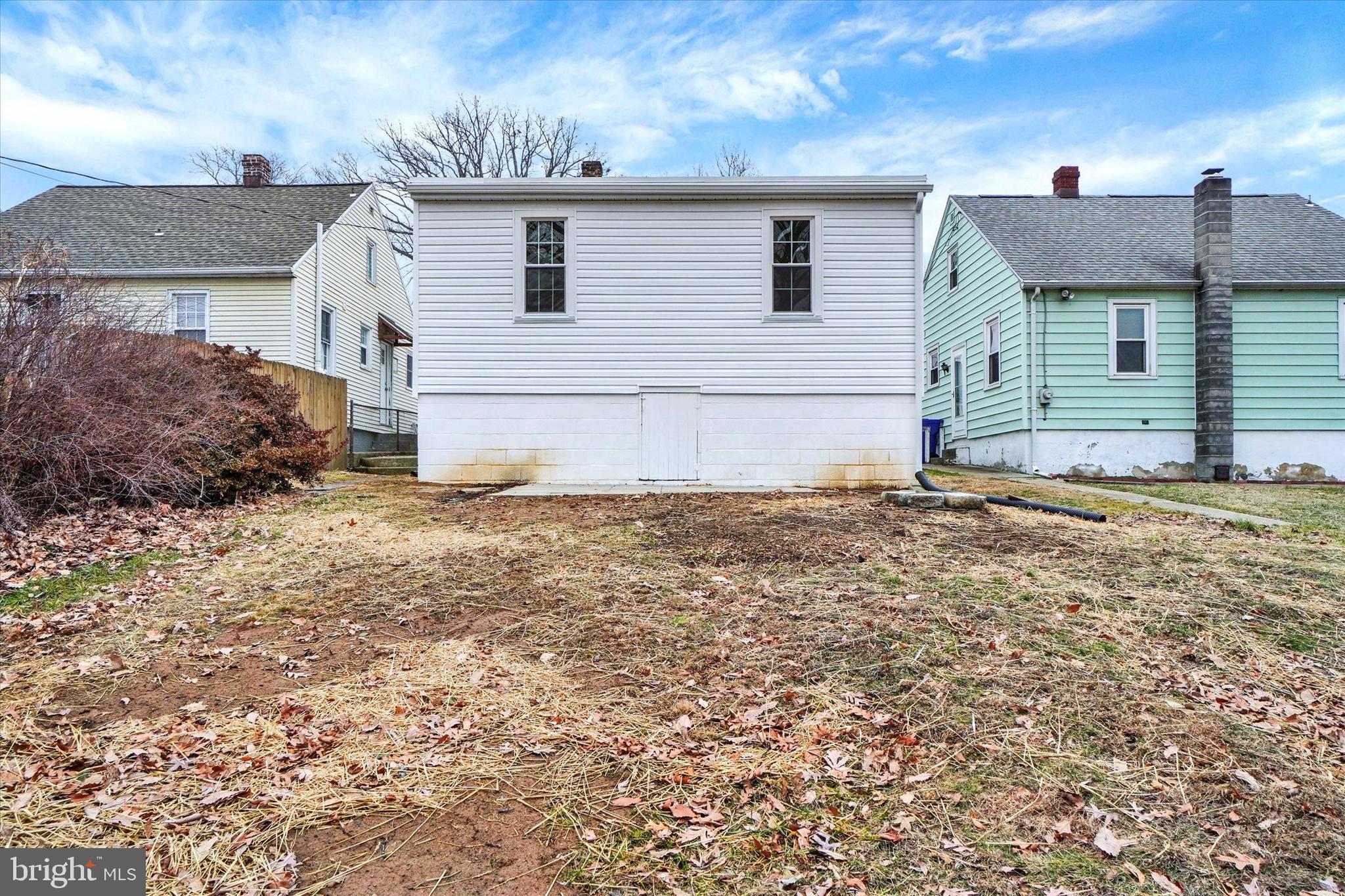 PENN STATE AREA - Residential