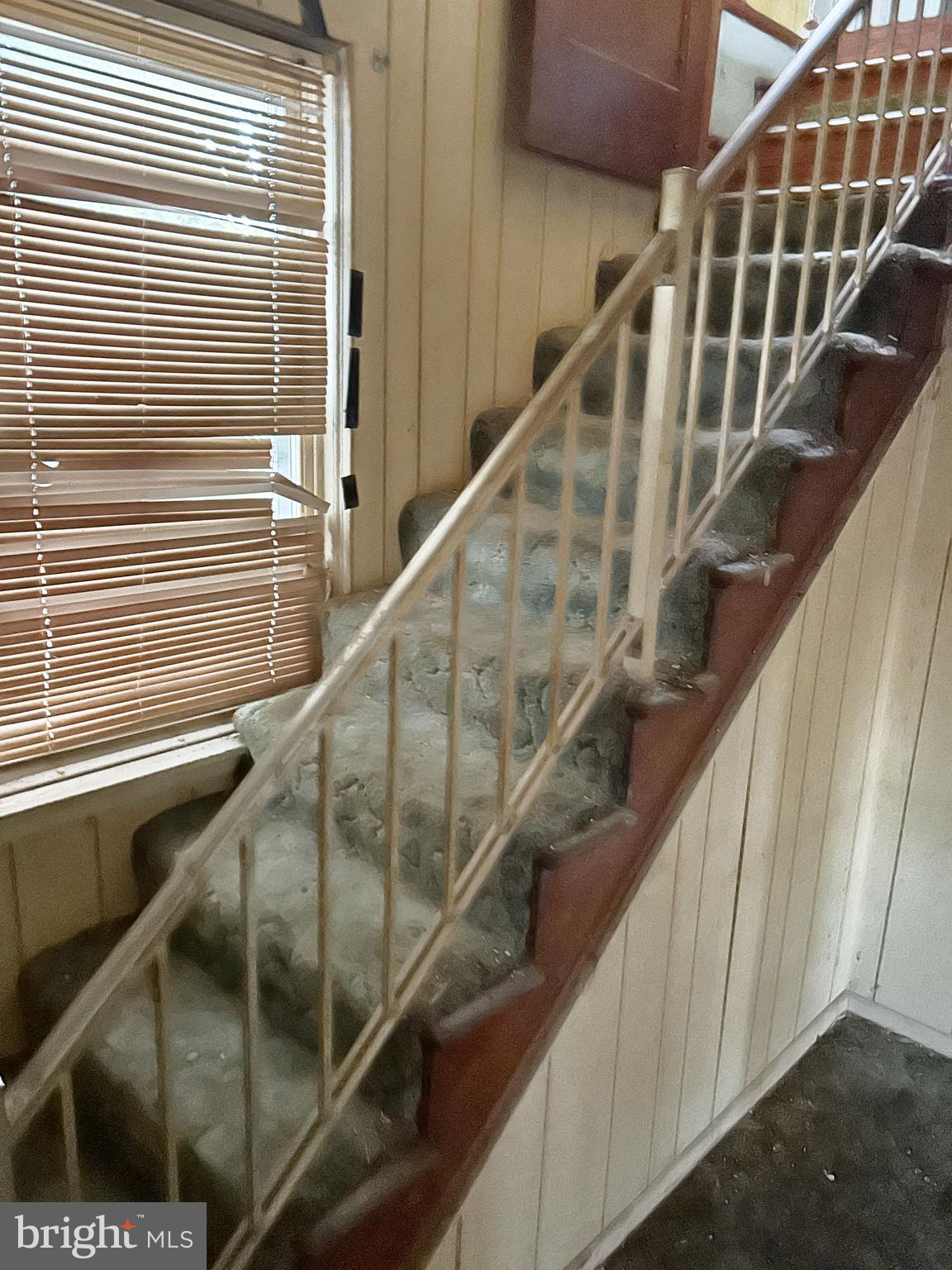 GRAY MANOR - Residential