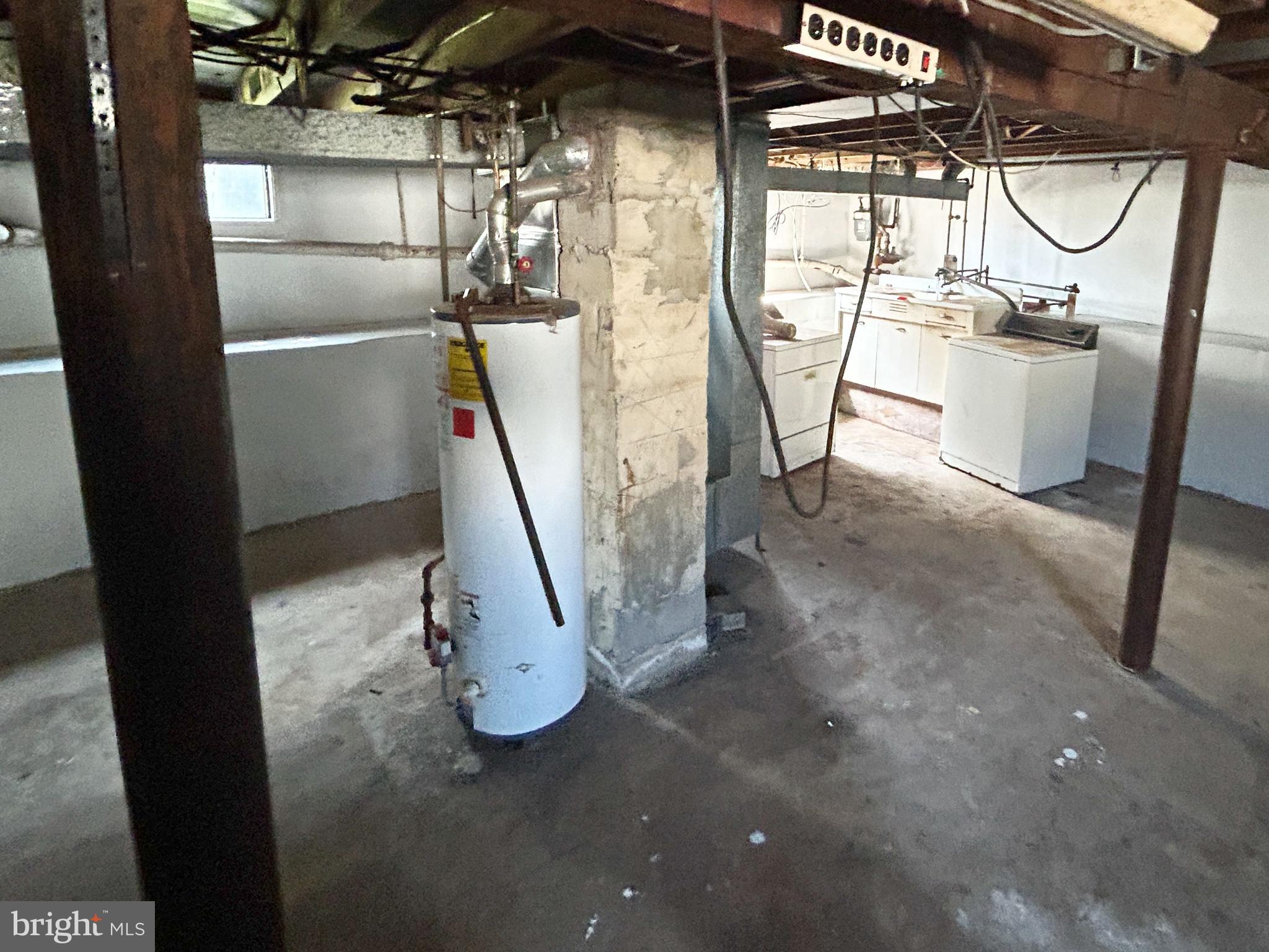 GRAY MANOR - Residential