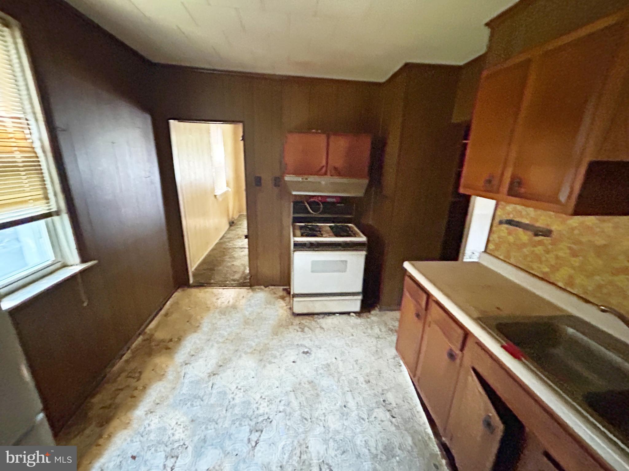 GRAY MANOR - Residential