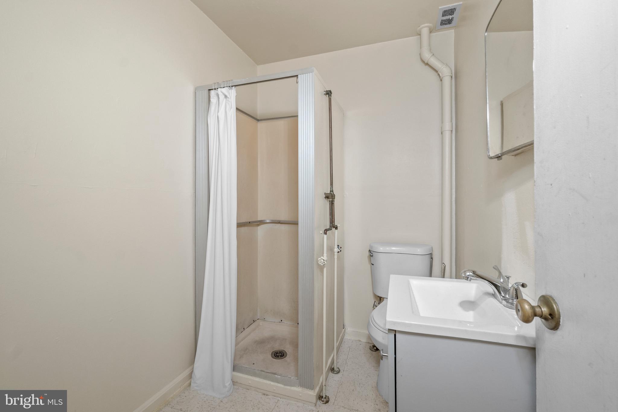 CHARLES VILLAGE - Commercial Sale