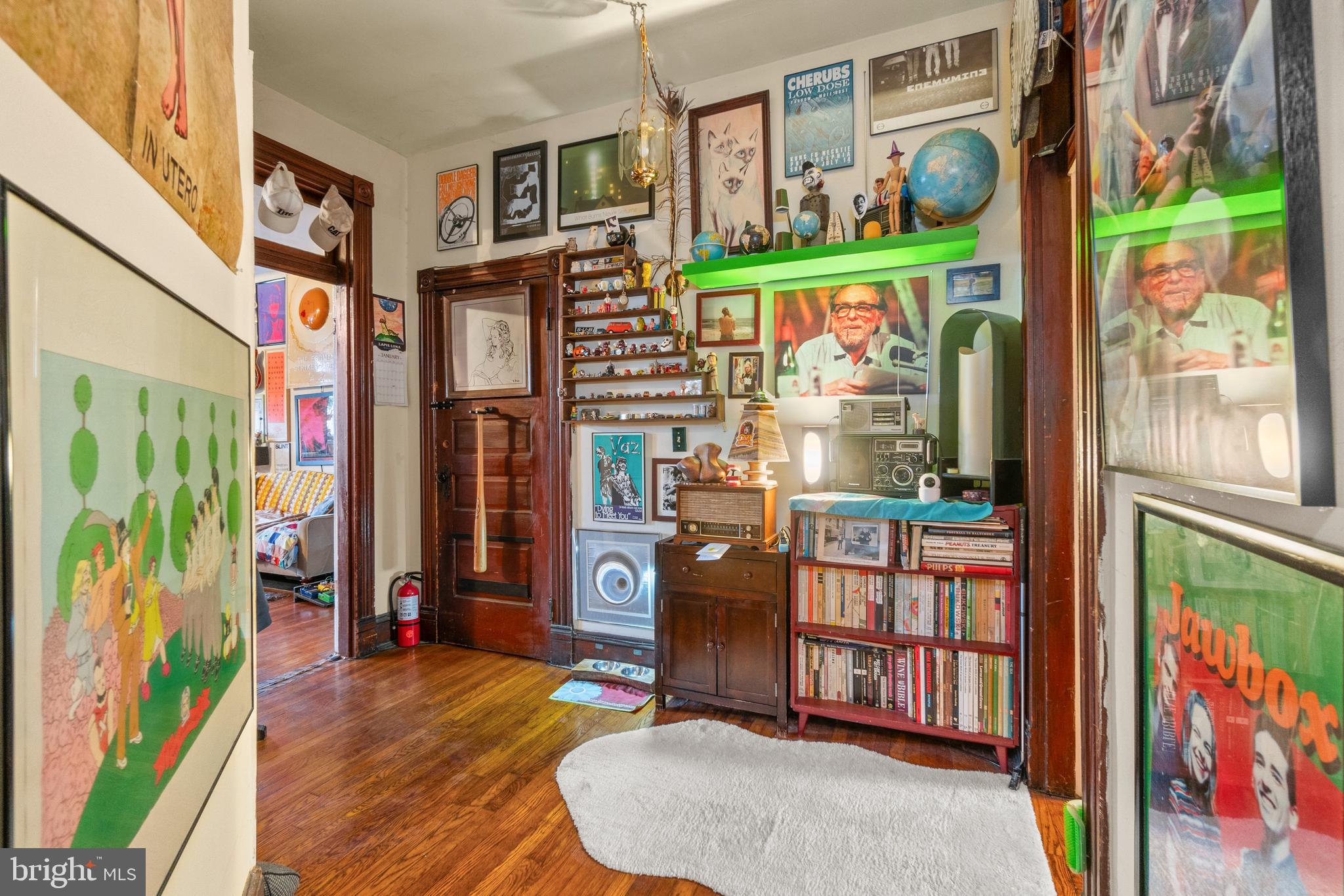 CHARLES VILLAGE - Commercial Sale