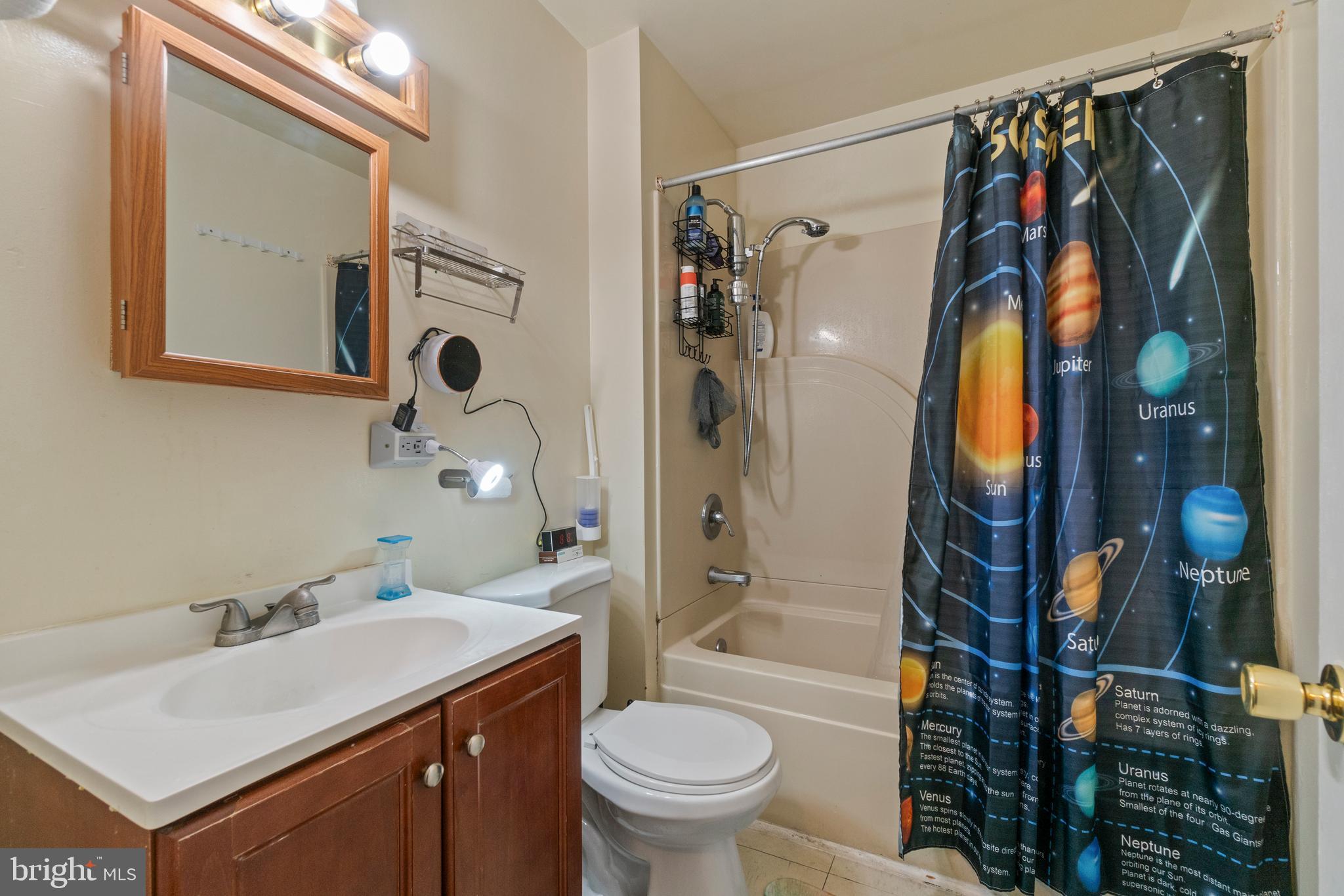 CHARLES VILLAGE - Commercial Sale