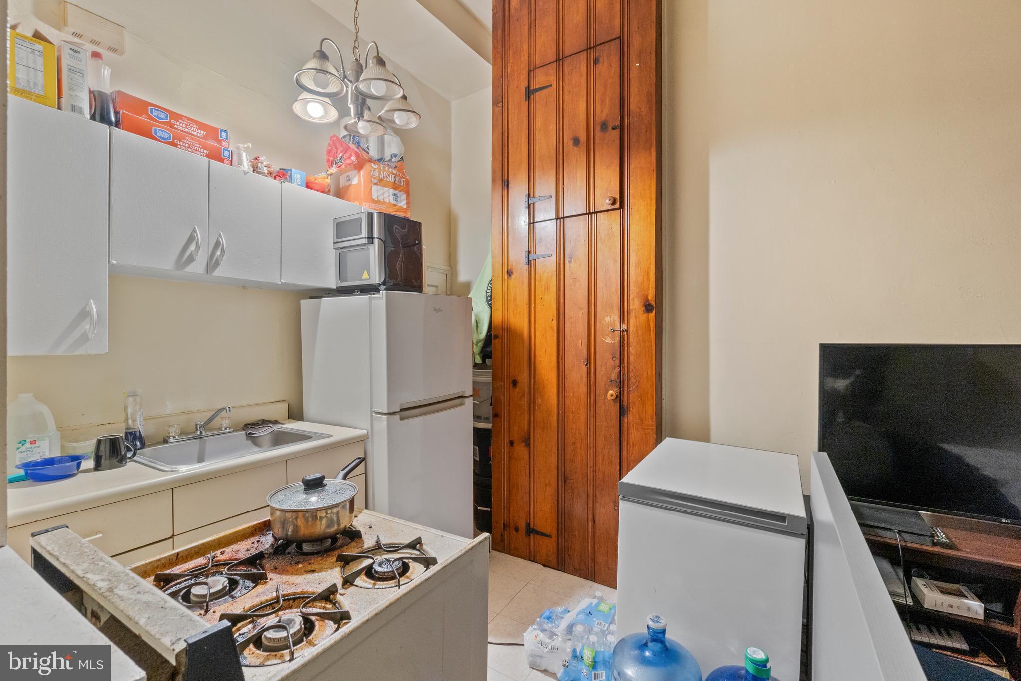 CHARLES VILLAGE - Commercial Sale