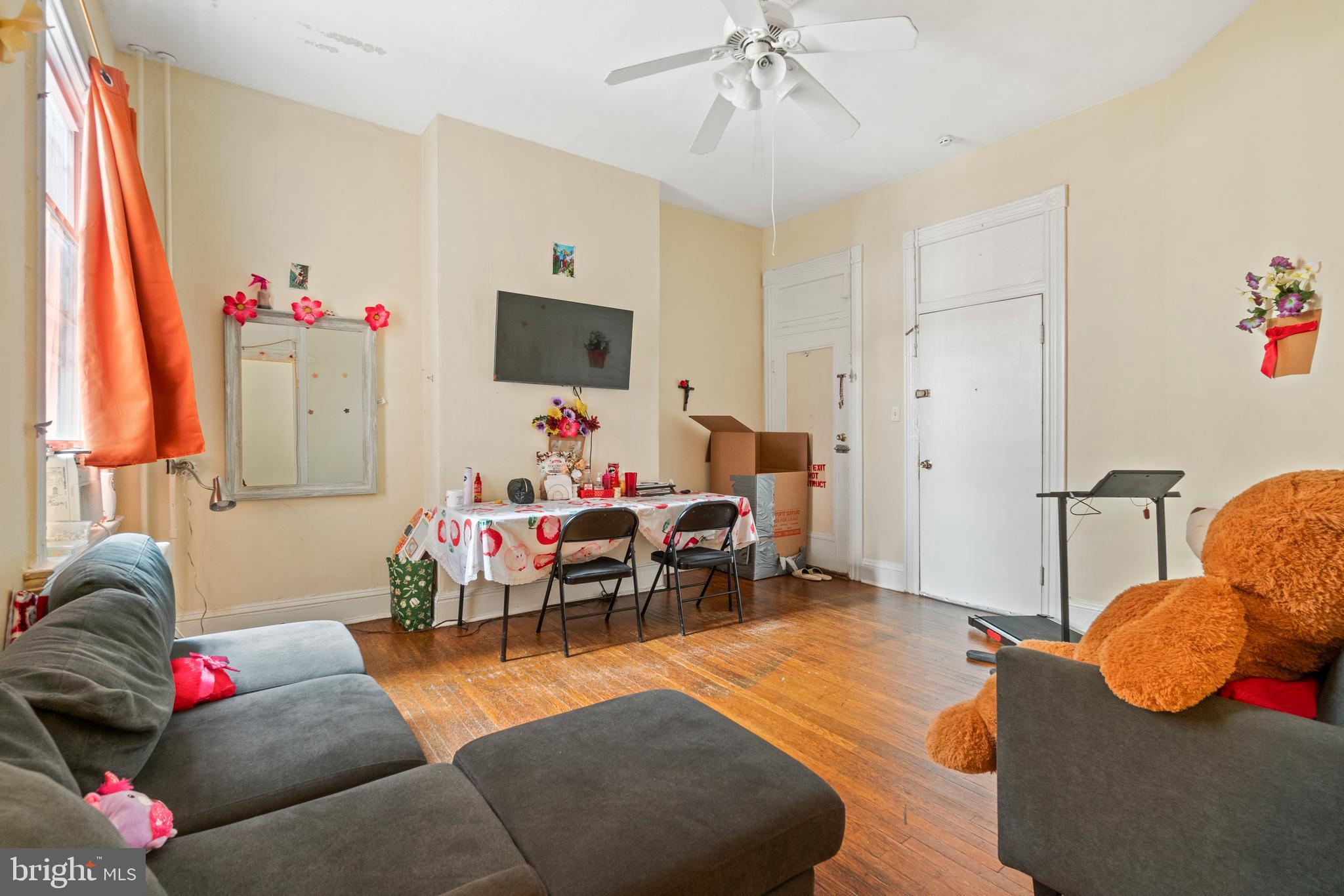 CHARLES VILLAGE - Commercial Sale