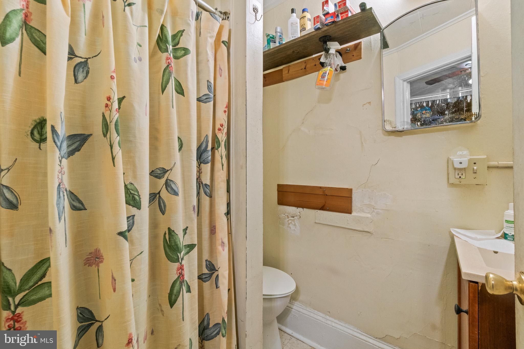 CHARLES VILLAGE - Commercial Sale