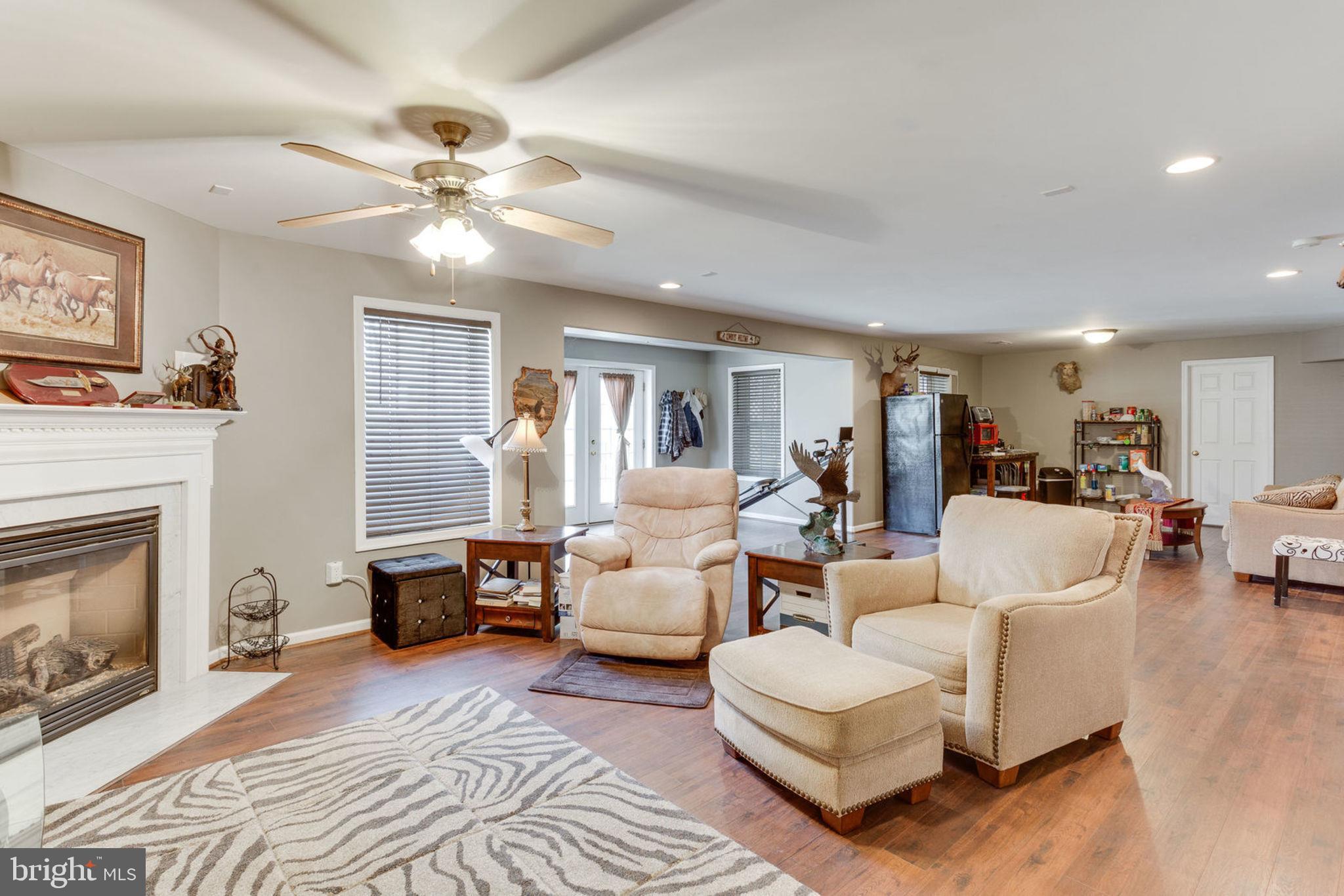 TAVERN GATE - Residential