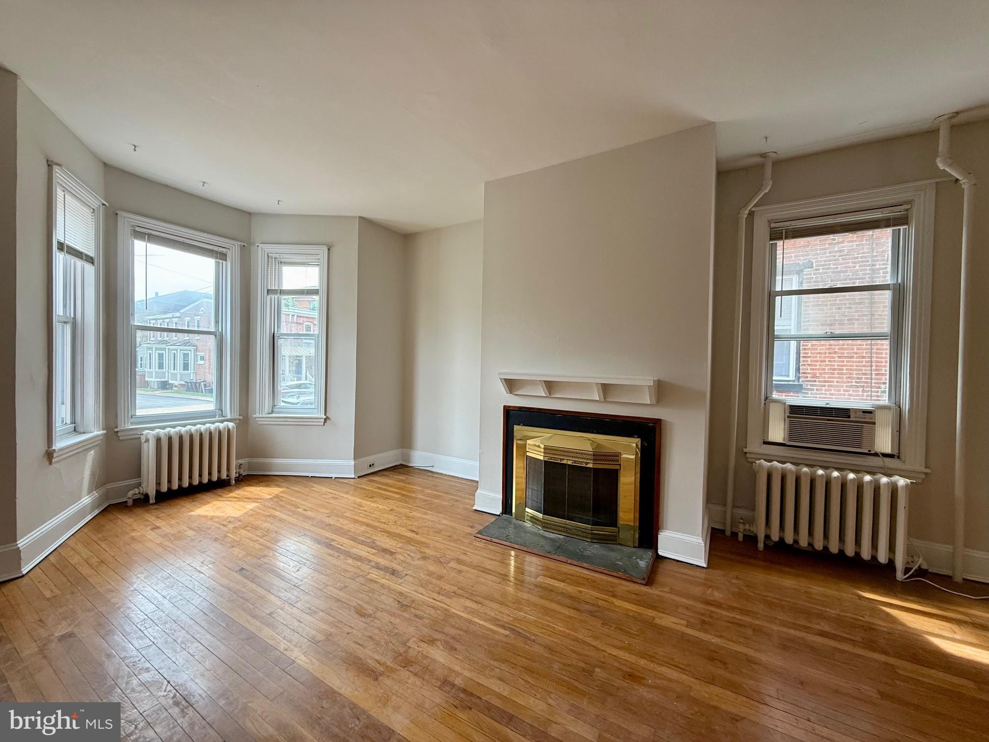 TROLLEY SQUARE - Residential Lease