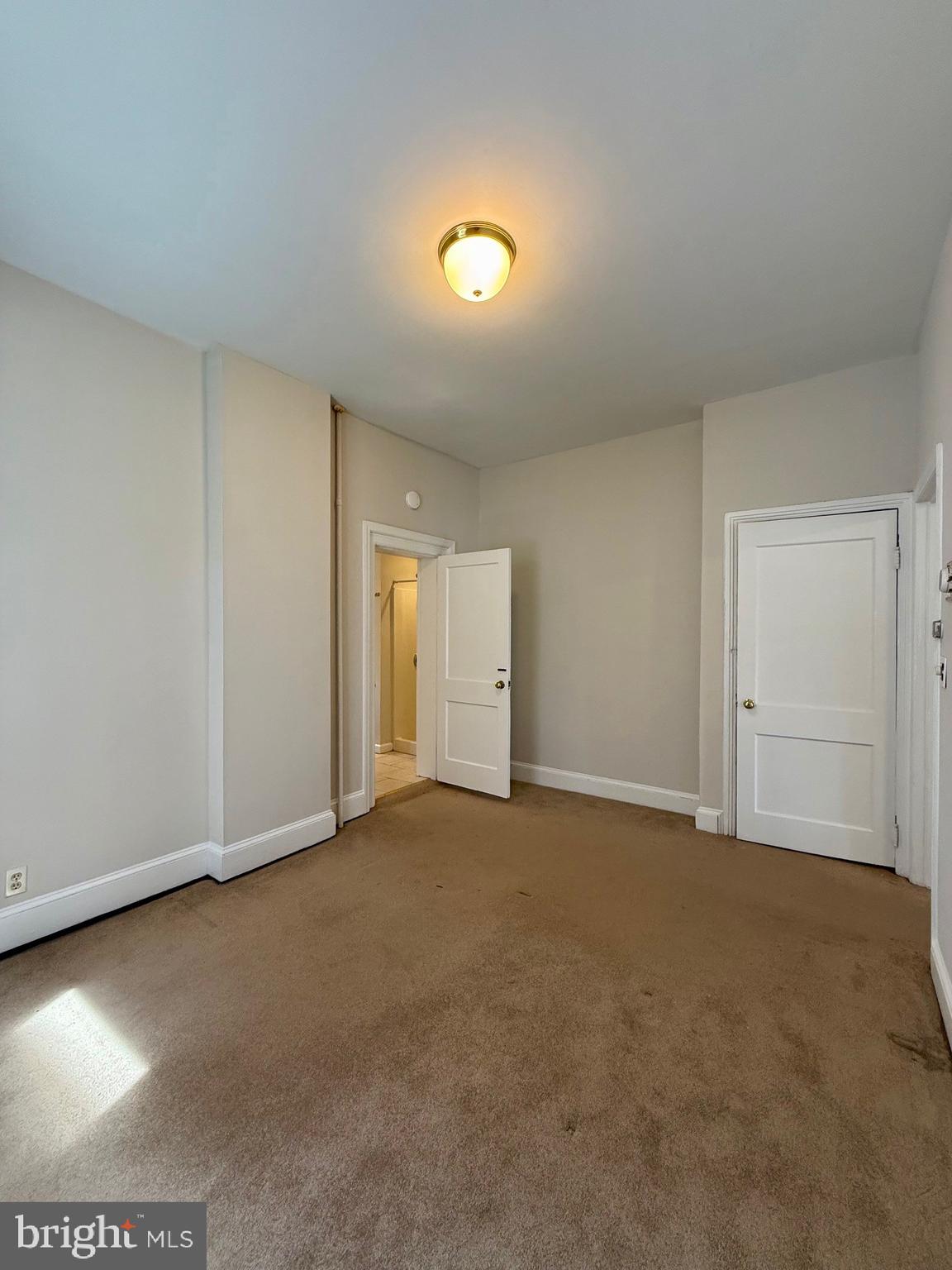 TROLLEY SQUARE - Residential Lease