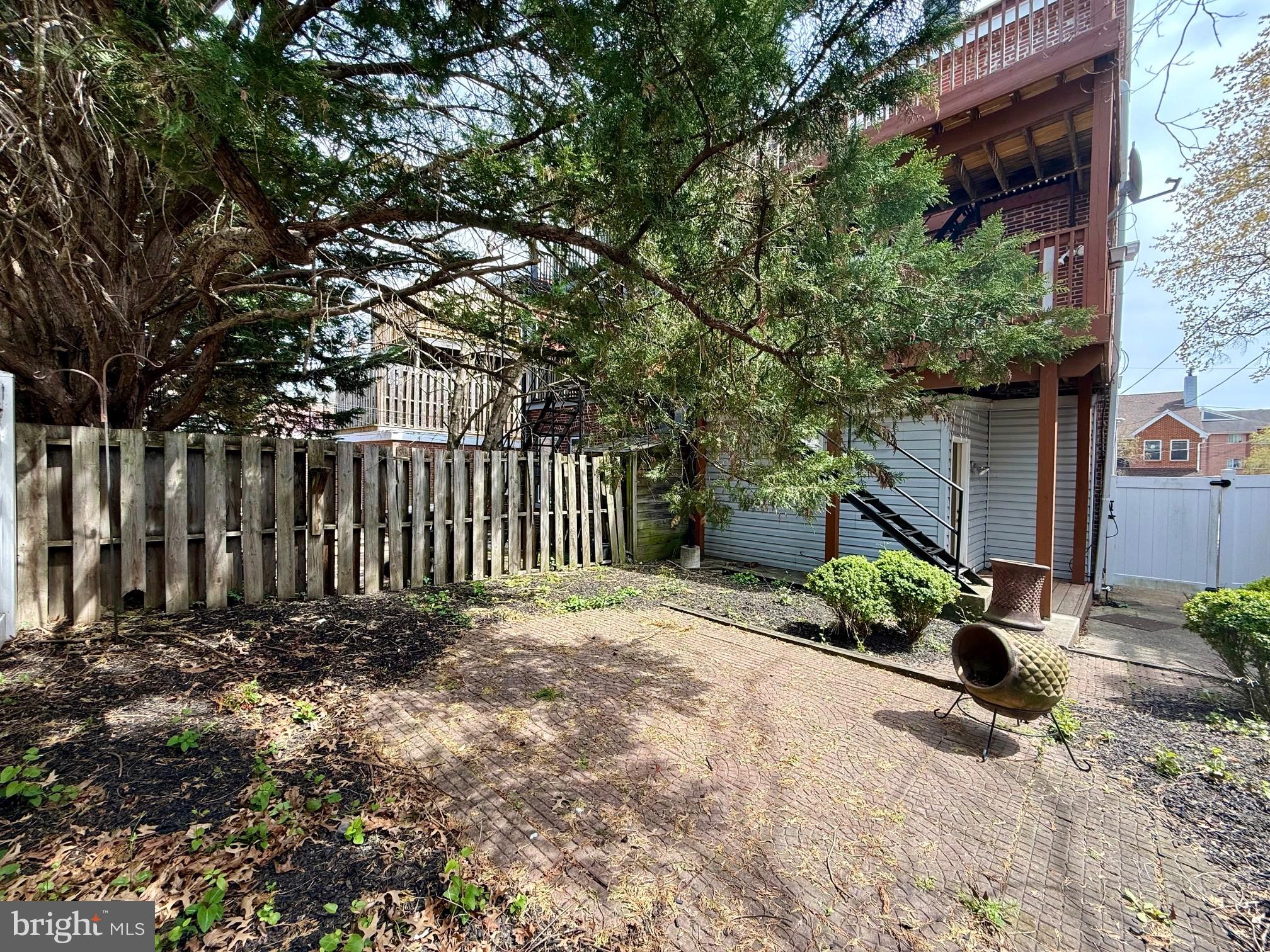 TROLLEY SQUARE - Residential Lease