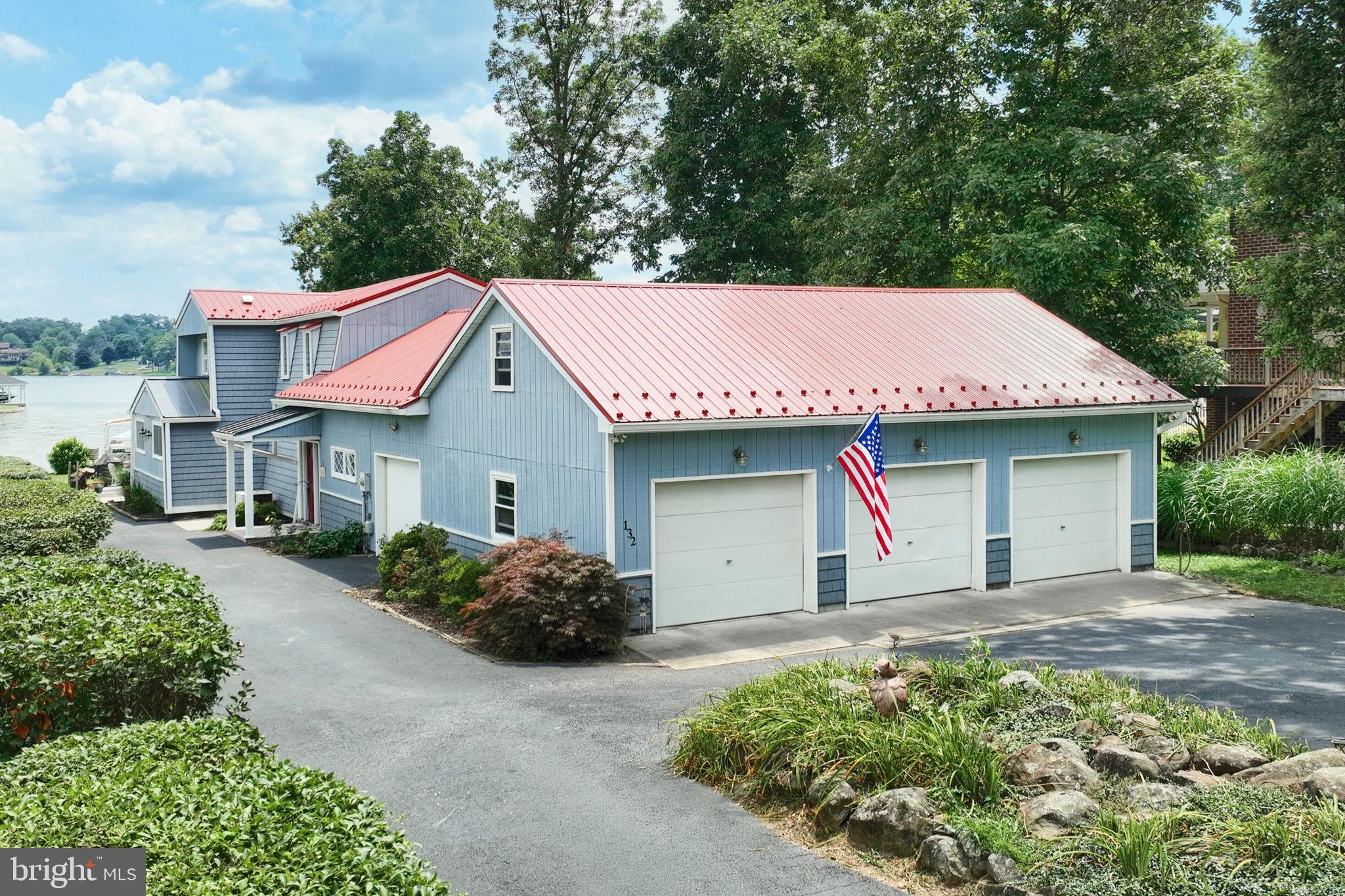 132 LAKE MEADE DRIVE