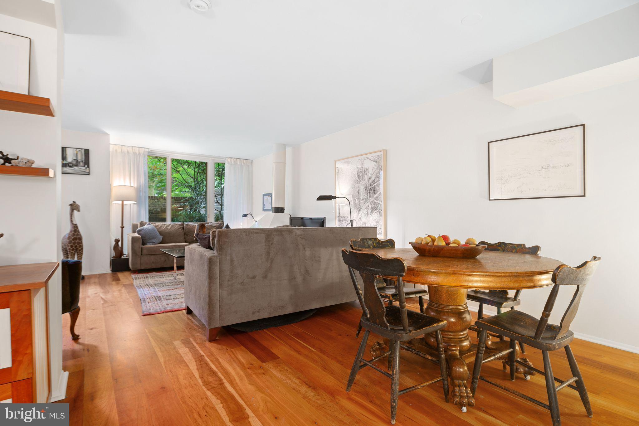 SOCIETY HILL - Residential