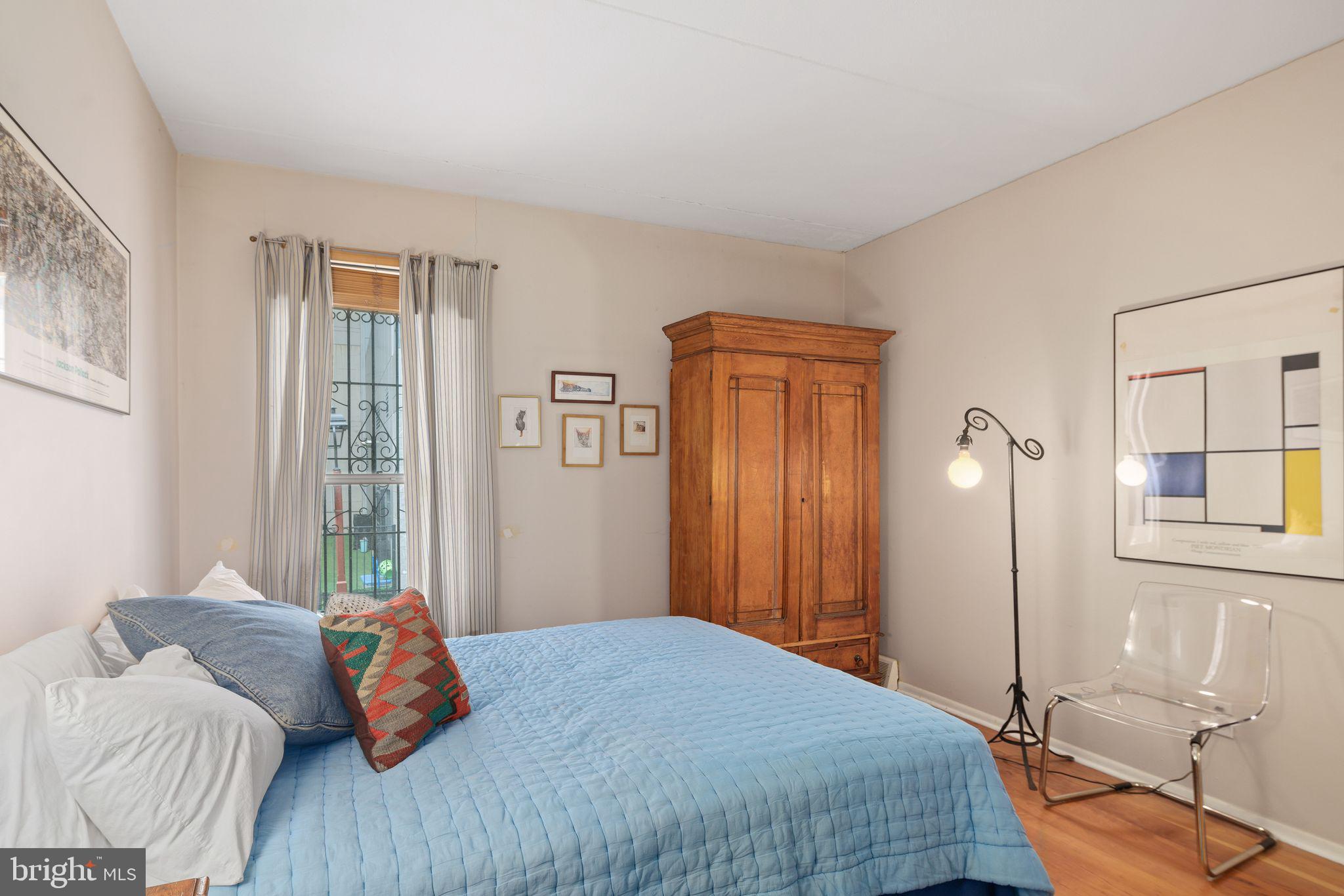 SOCIETY HILL - Residential